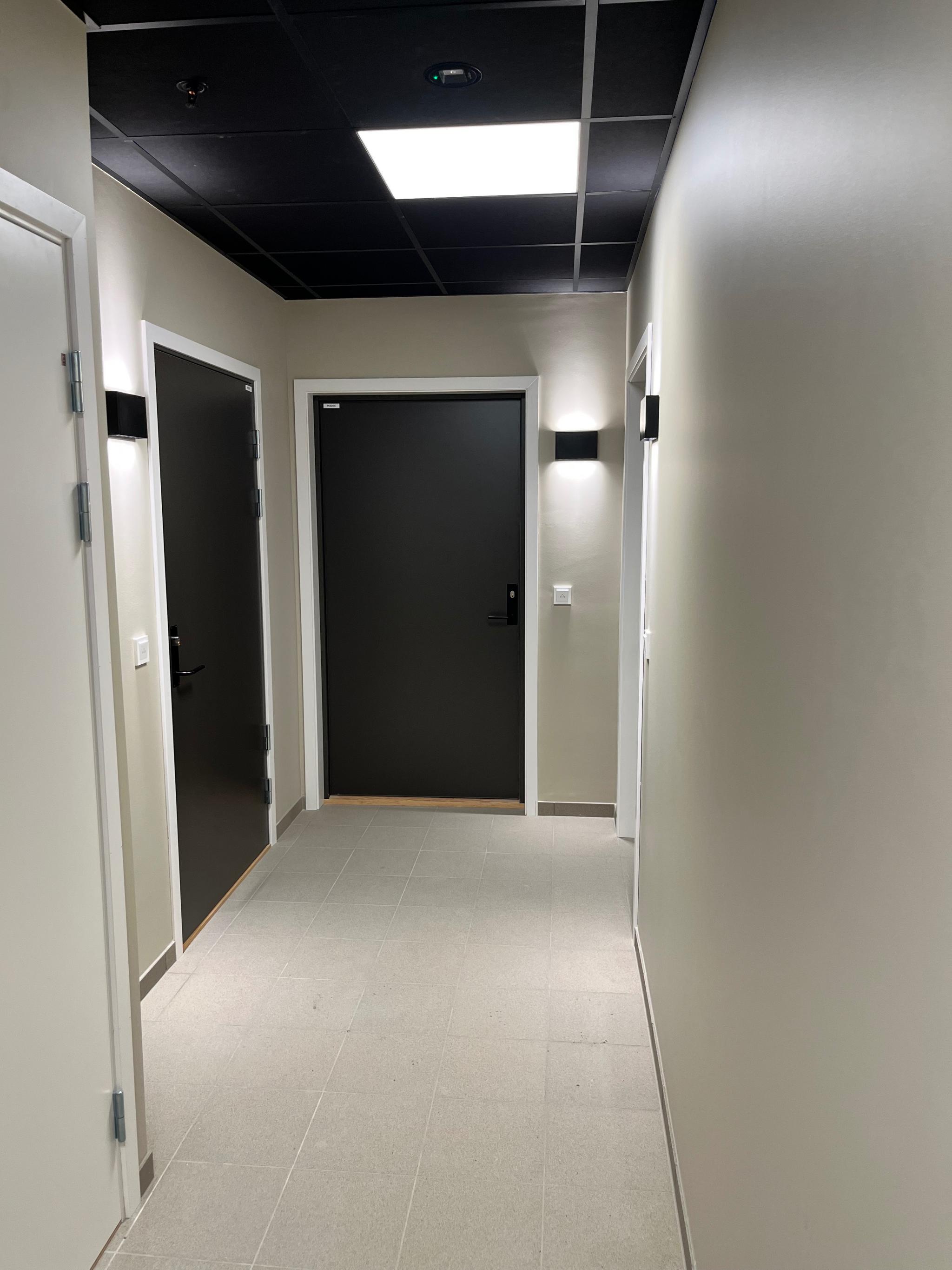 Inngangspartiet i felles gang. 