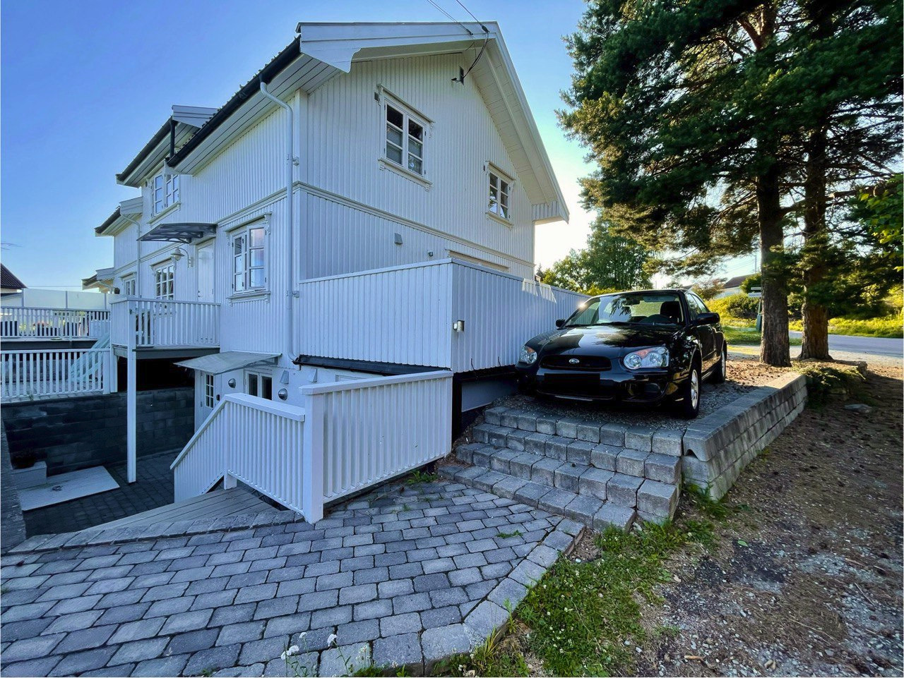 Egen parkeringsplass og uteområde