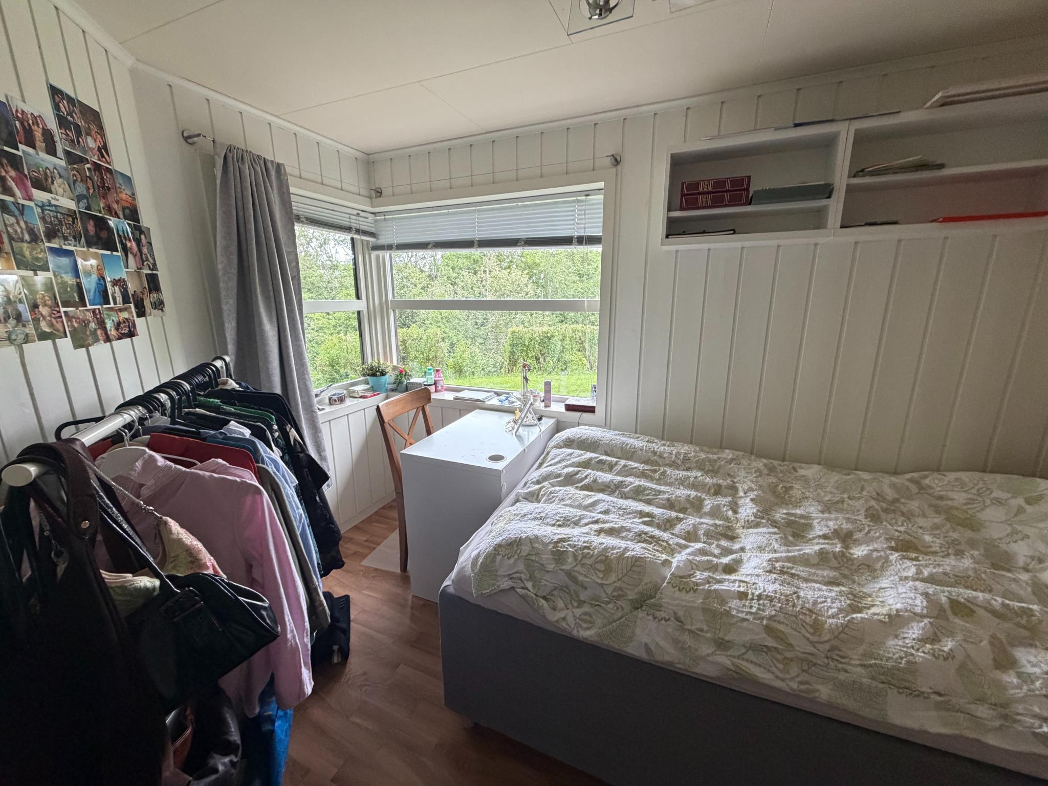 Soverom2, møbler fra nåværende leieboere