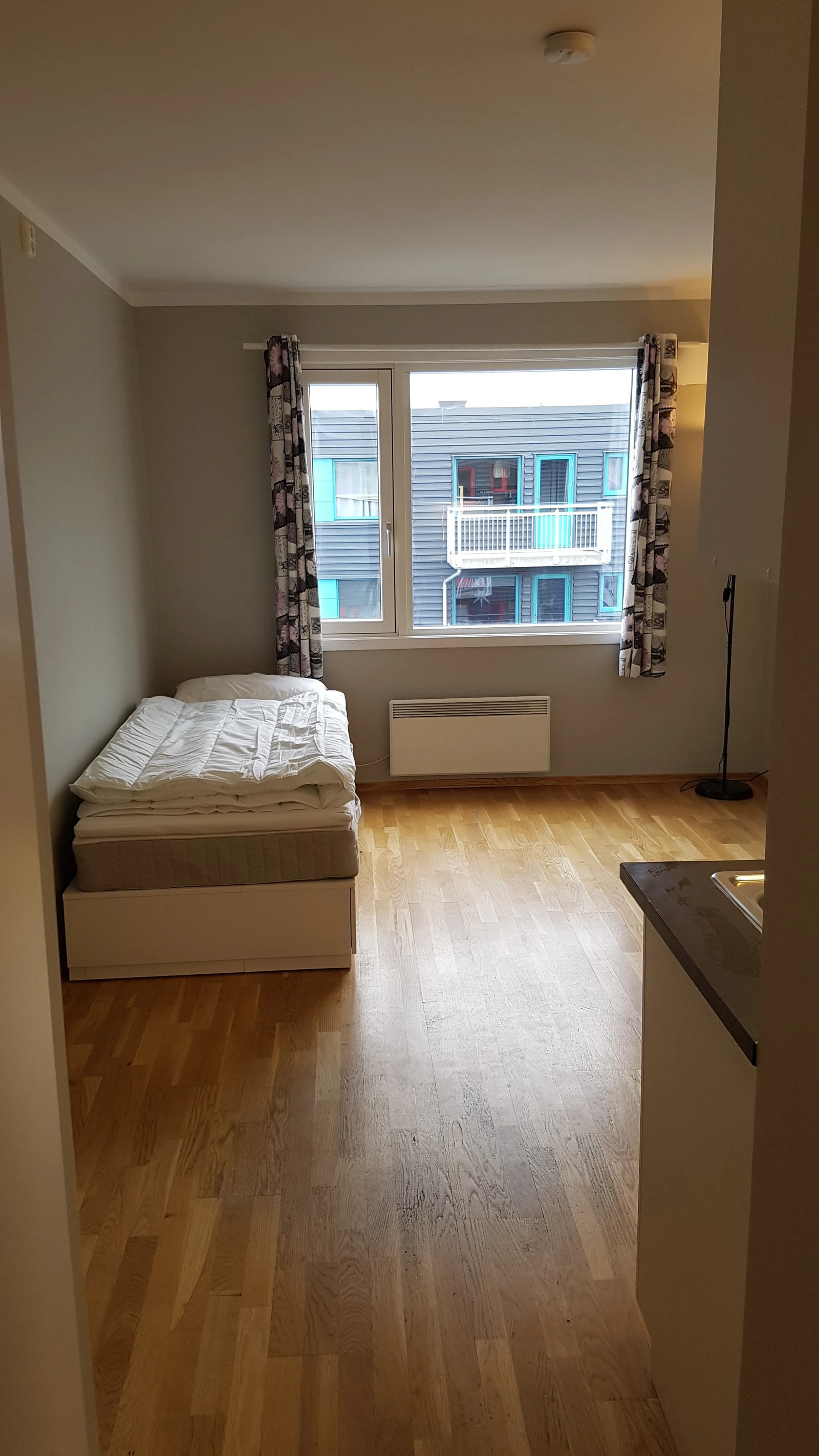 Hybel sett fra inngangen