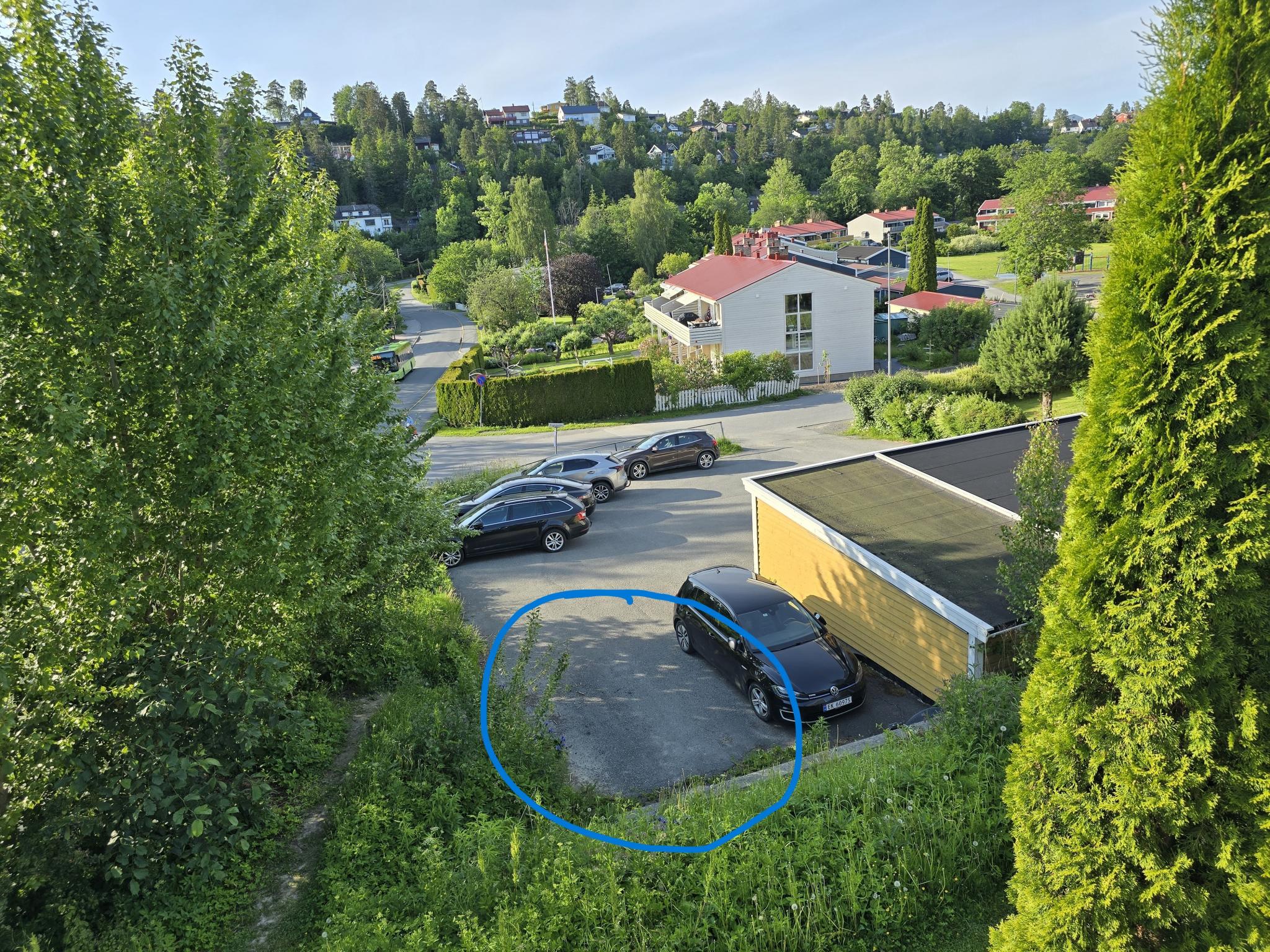 Reservert parkeringsplass er inkludert.