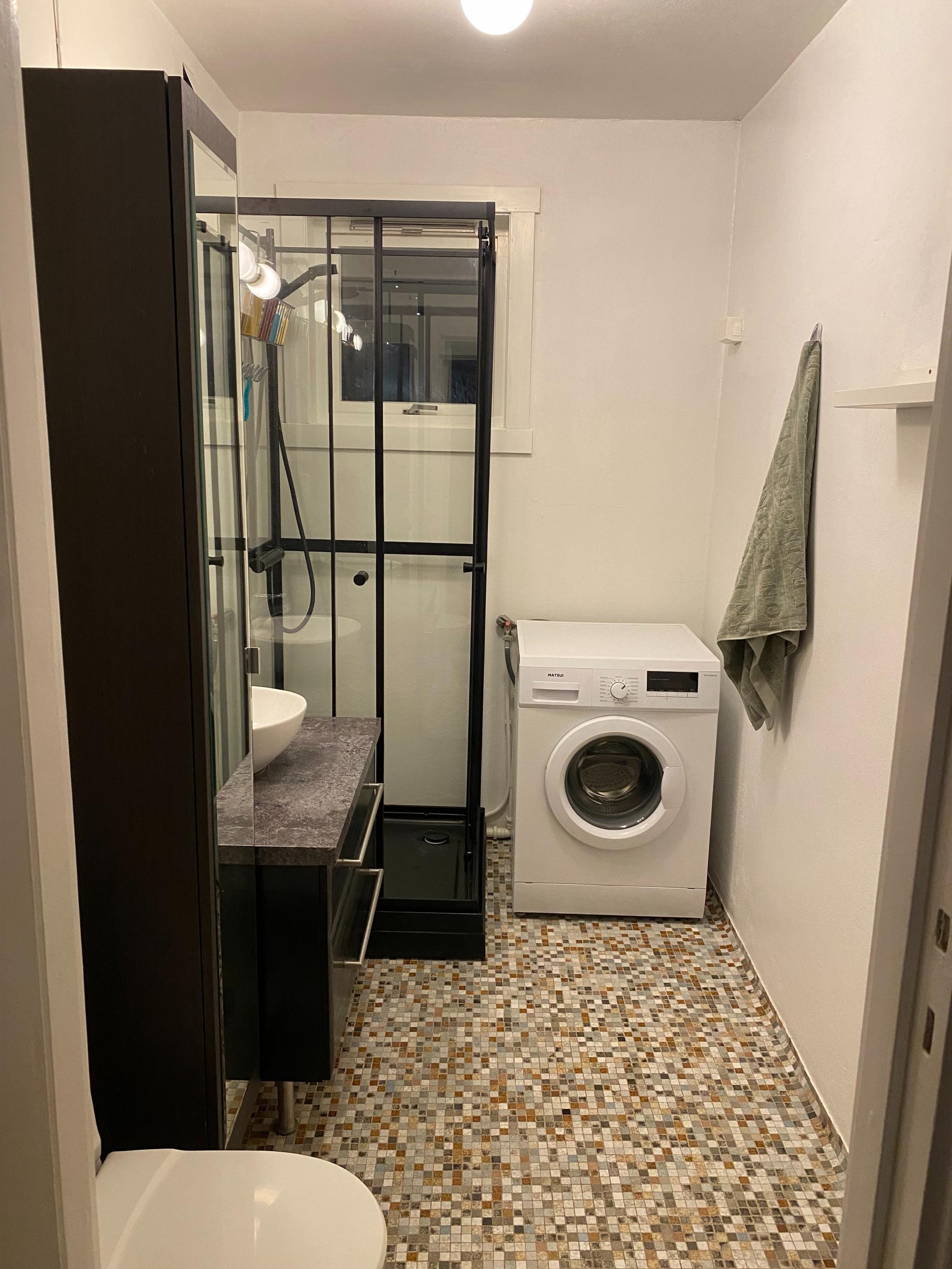 Nytt dusjkabinett februar 2026