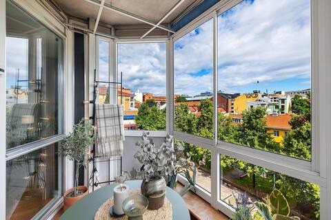 Ballkong, anderledes møblert nå