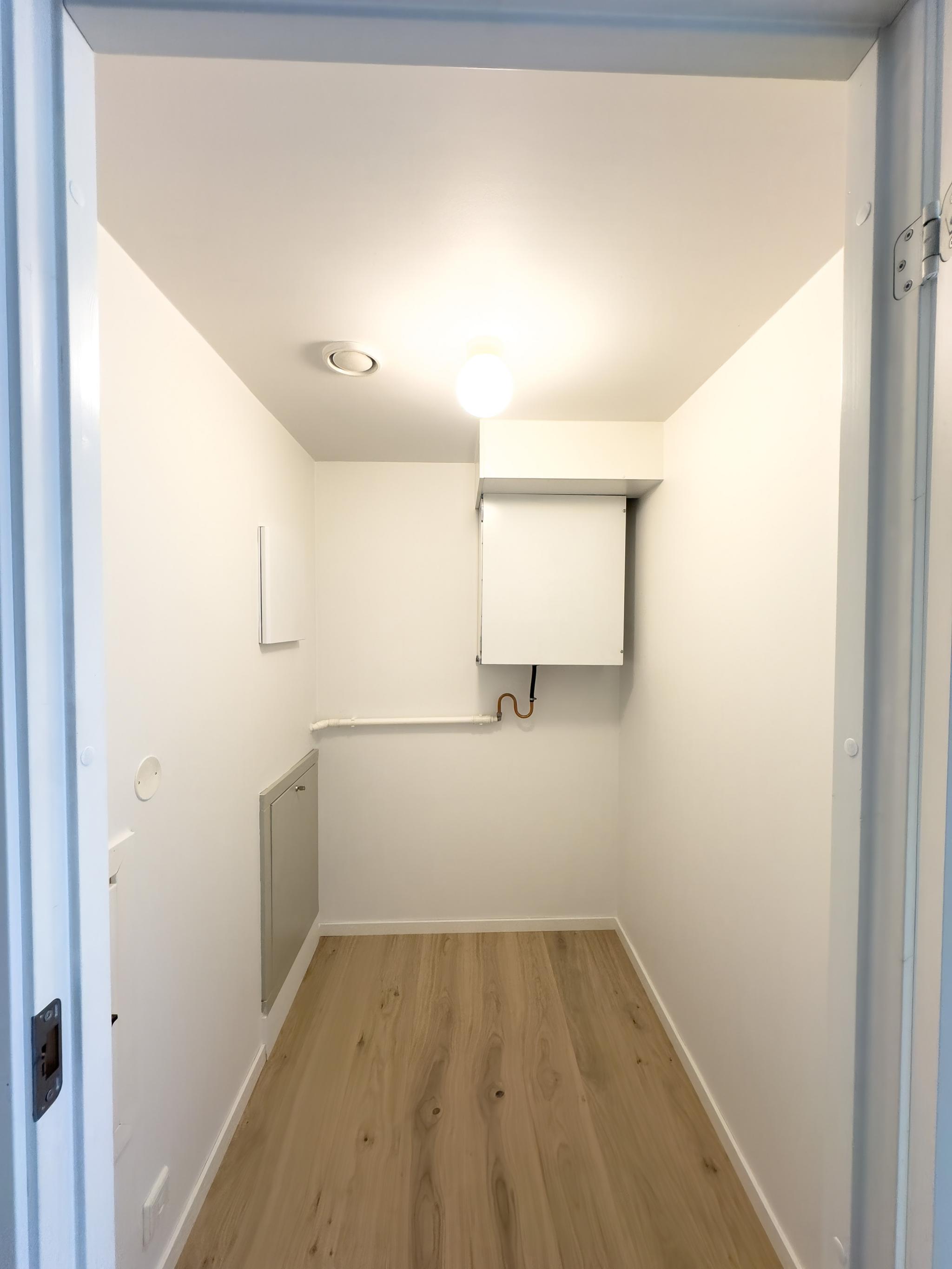 Innvendig bod med mange bruksmuligheter 