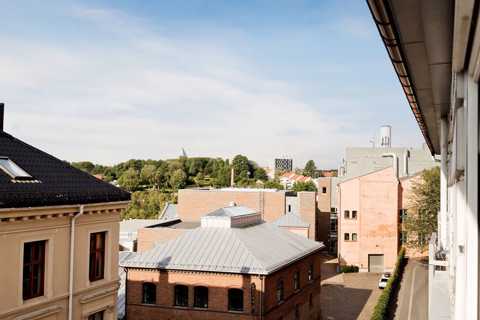 Utsikt fra stua mot gamle aker 