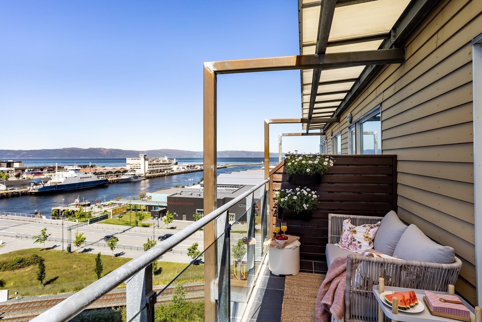 Trondheims råeste utsikt fra balkong