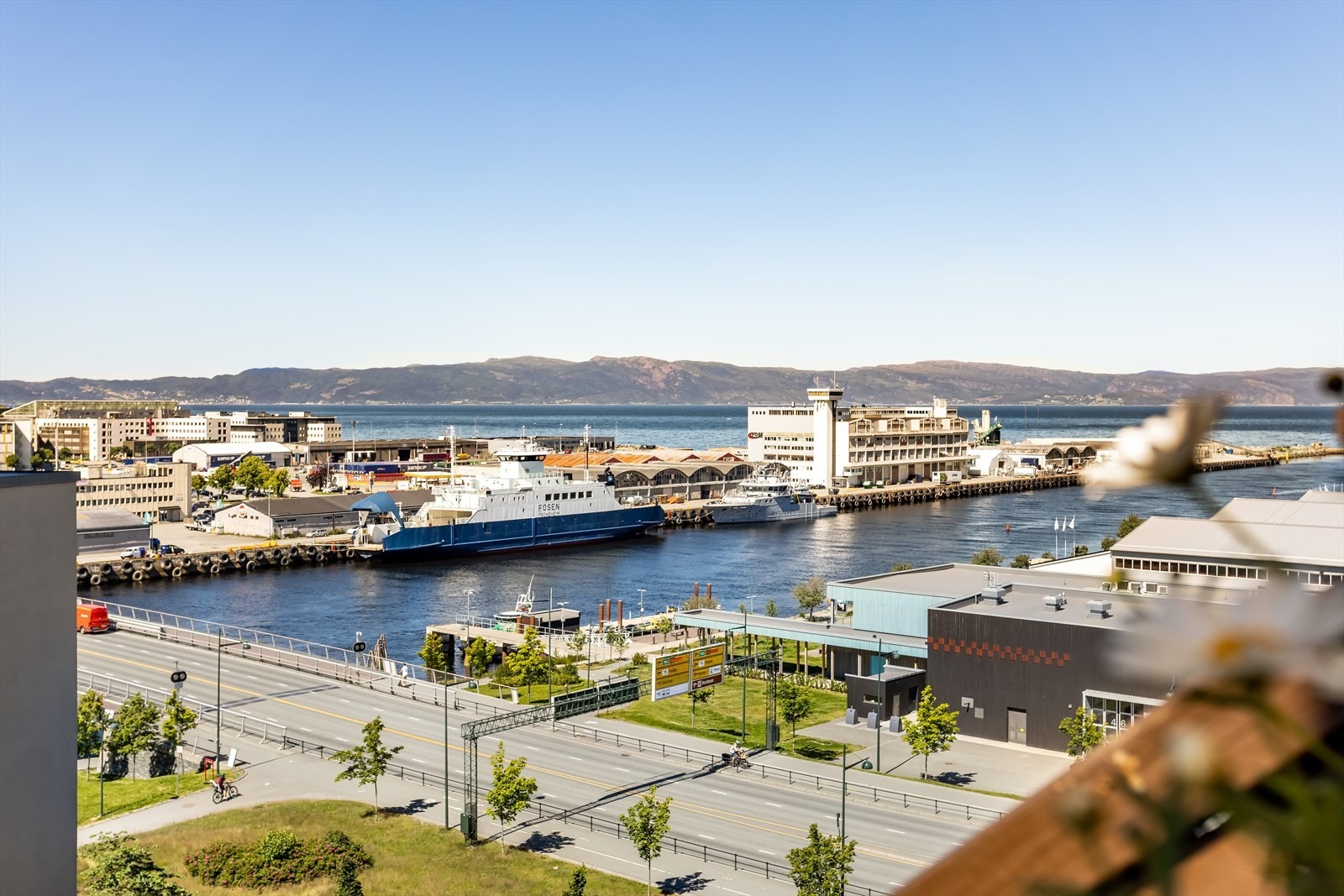 Trondheims råeste utsikt fra balkong