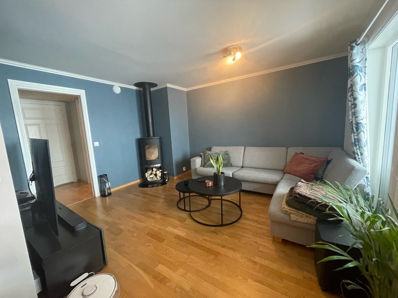 Møbler følger ikke med