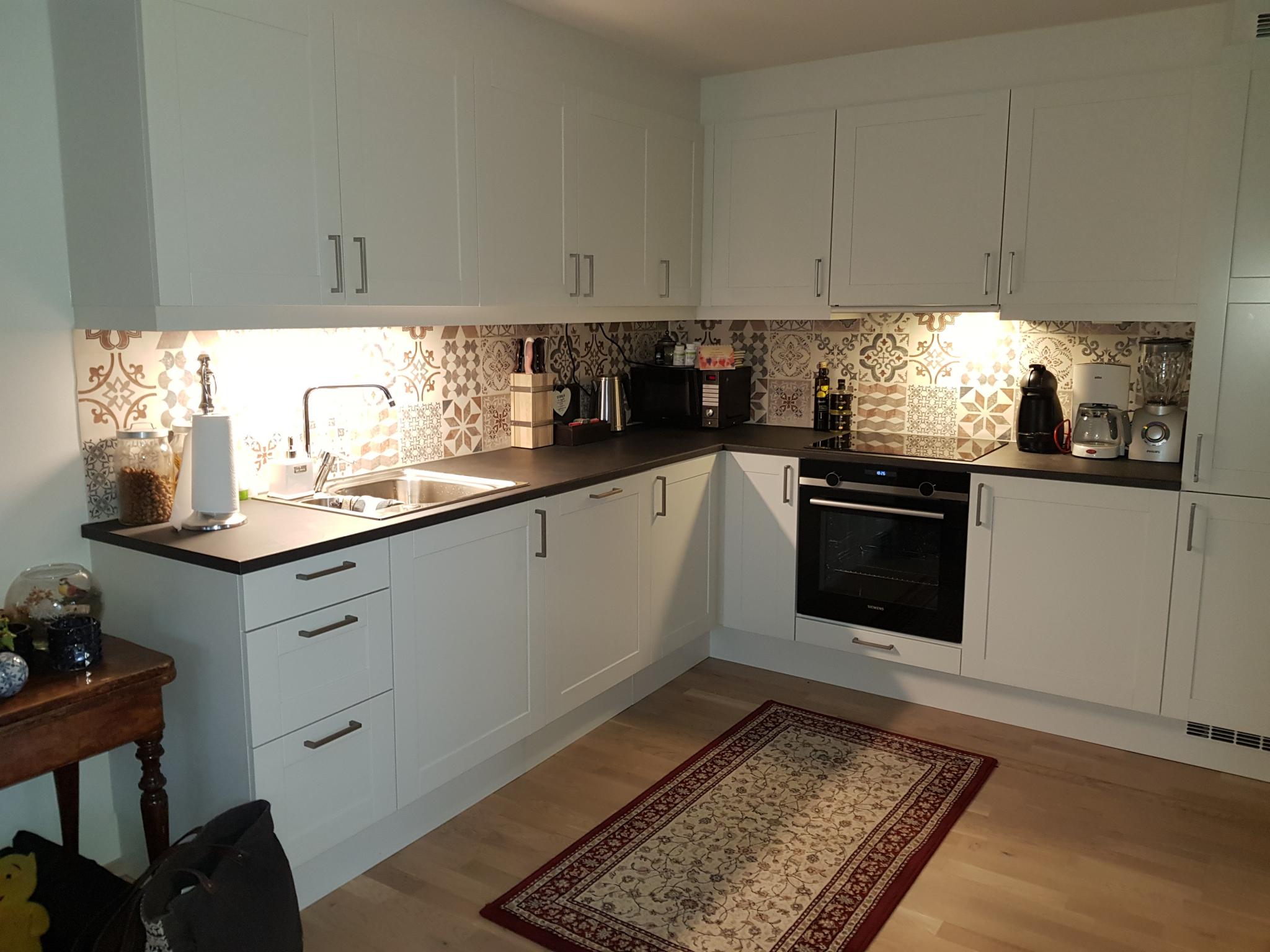 Kjøkkenet (åpen løsning m/stue)