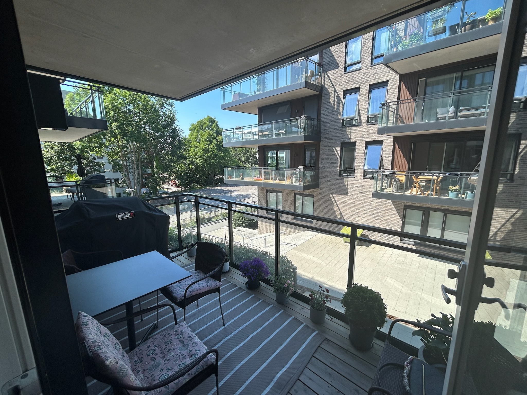 Utsikten fra terrassen 