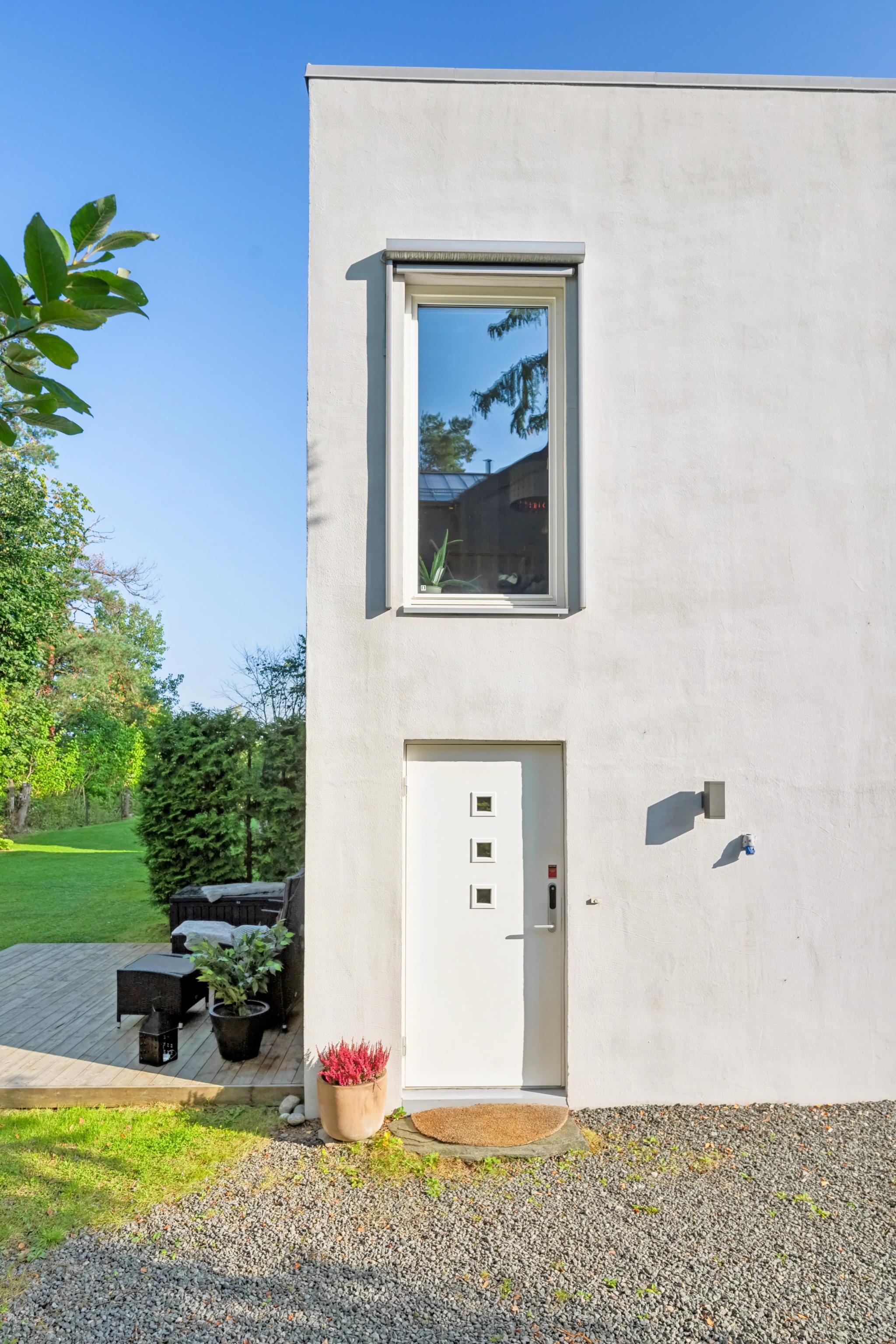 Inngang til 3-roms leiligheten