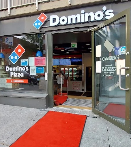 Domino's finner du like ved.