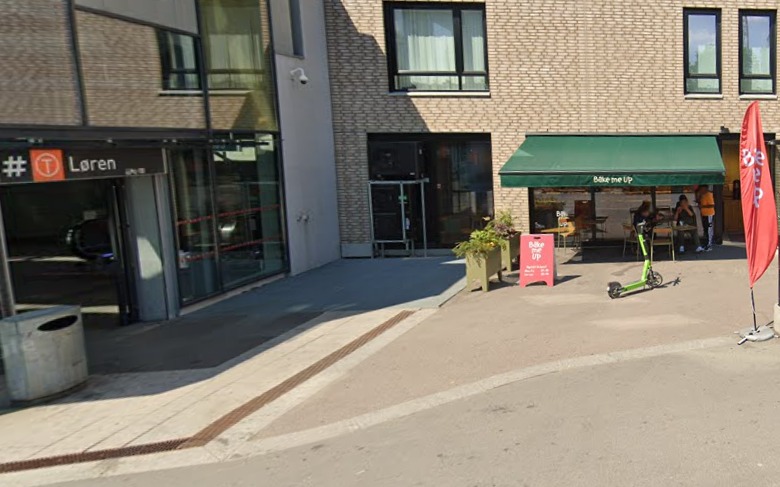 Bake Me Up! har ferske bakervarer og er åpen 07-20 på hverdager og 08-19 lørdag og søndag.