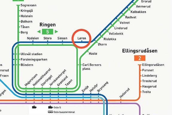 260 m til Løren T-banestasjon som ligger mellom stasjonene på Sinsen og Økern.