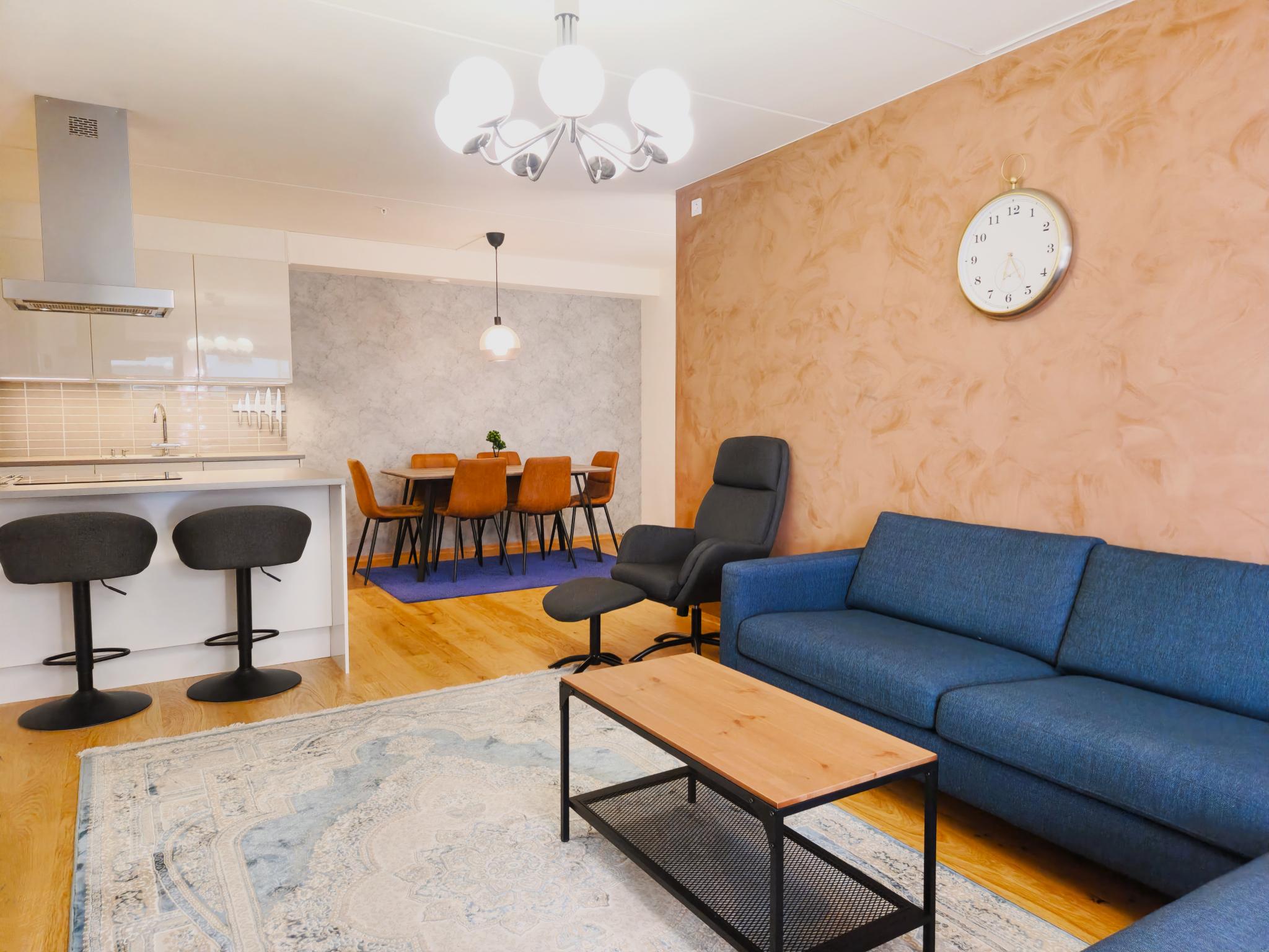 Unik, åpen planløsning med stue/kjøkken/spisegruppe