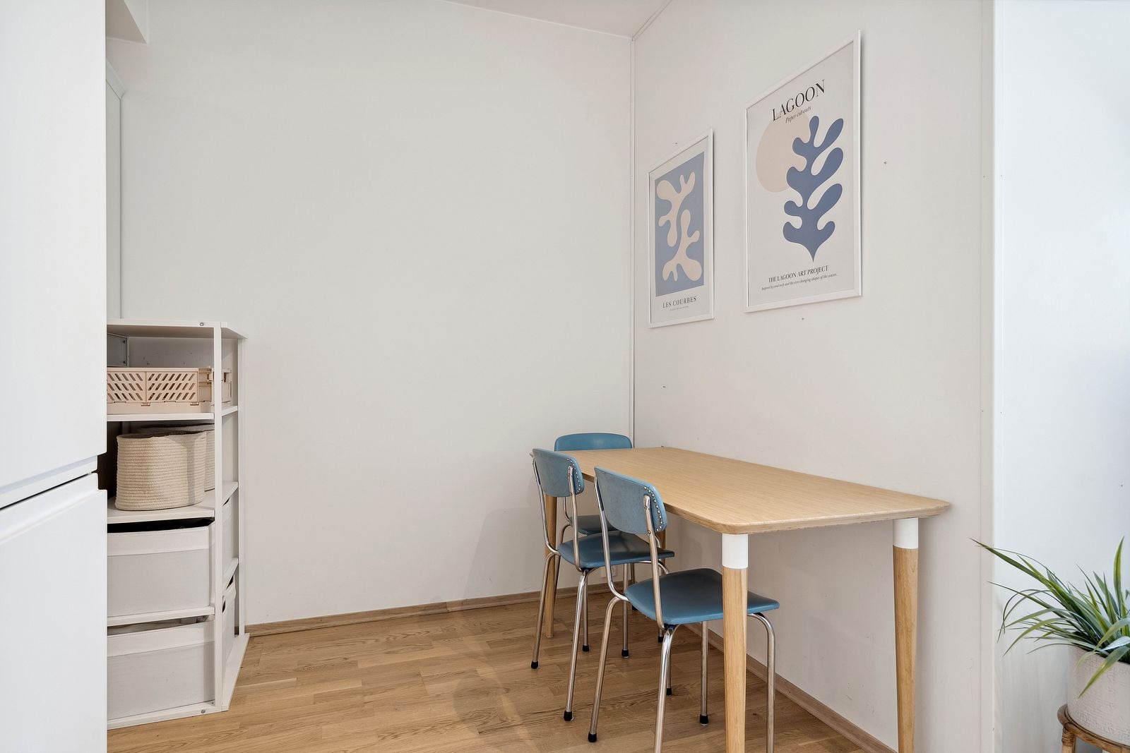 Muligheter for å etablere spiseplass ved kjøkkenet.