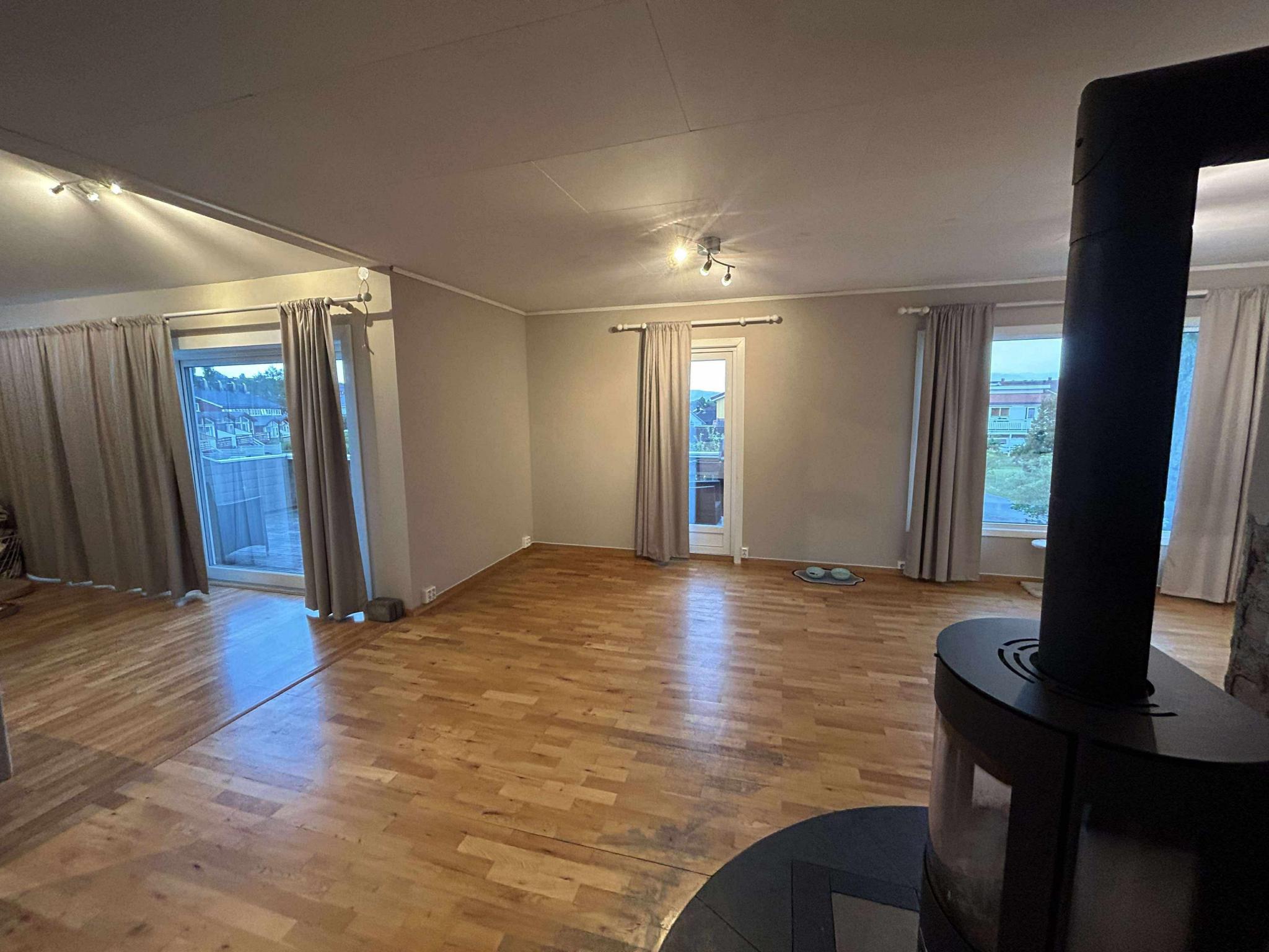 Stue/kjøkken i 2.etg