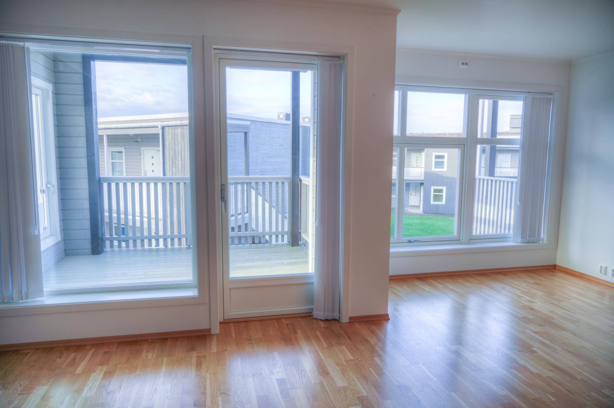 Fra stue mot veranda