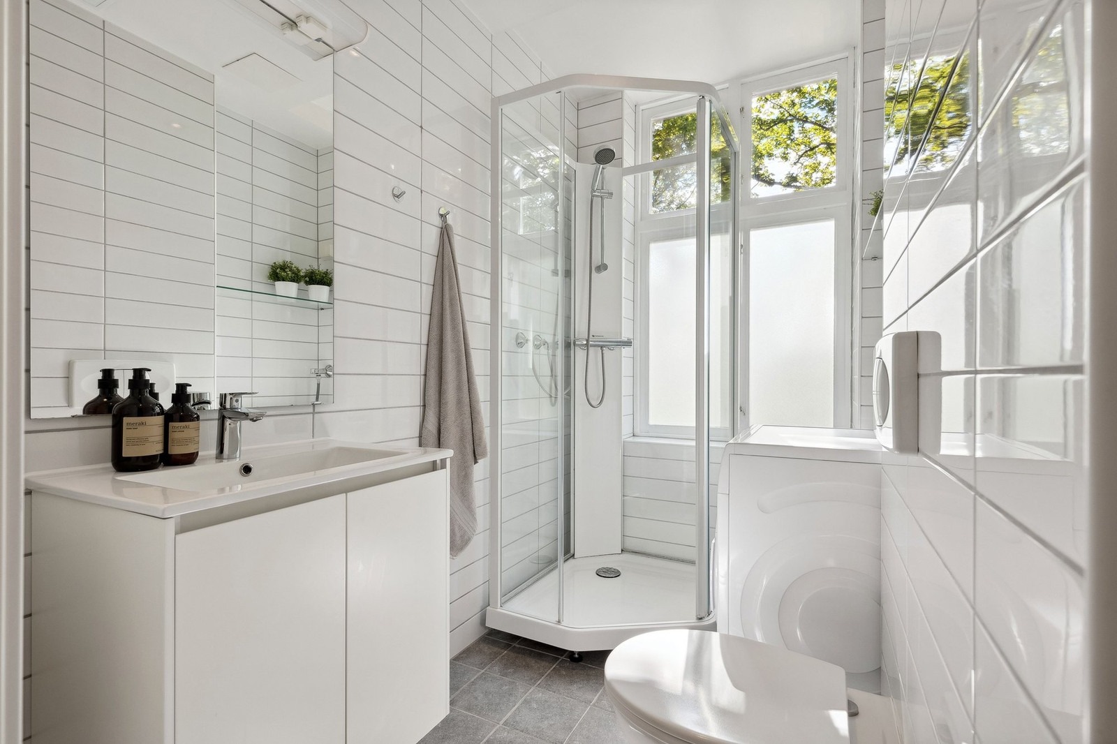 Bad med plass til vaskemaskin