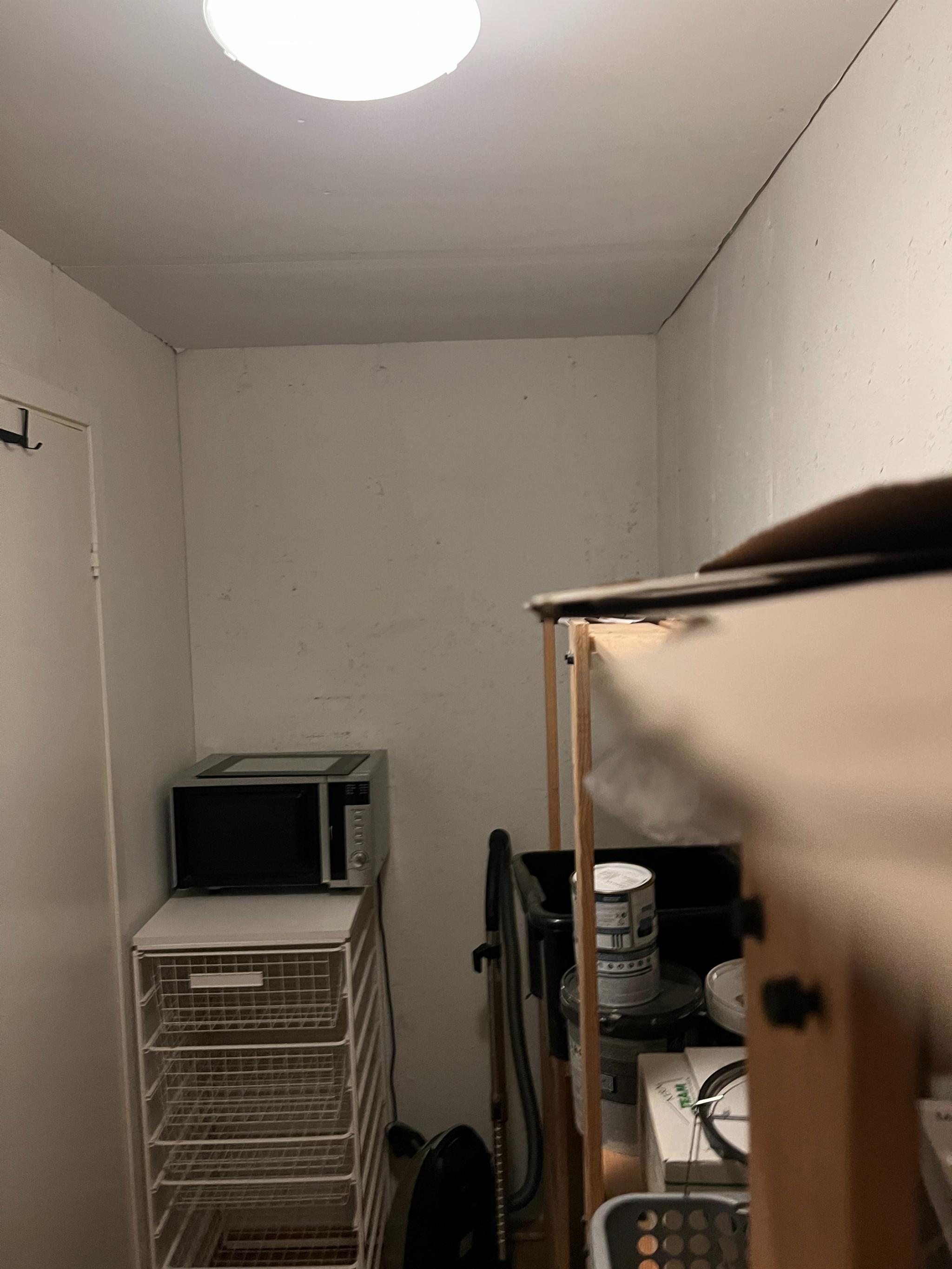 Innebod med plass til ting du ikke trenger så ofte.