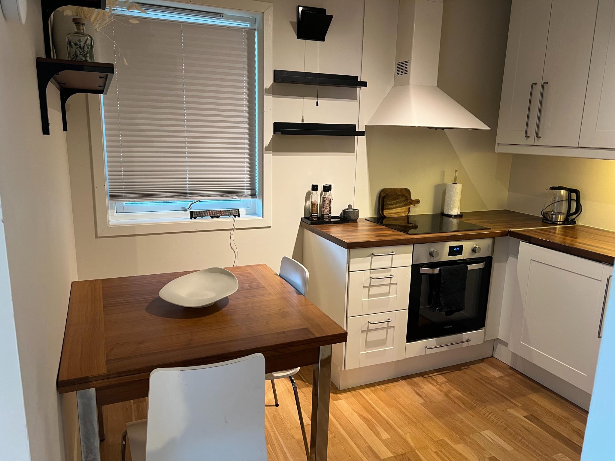 Kjøkken med spiseplass