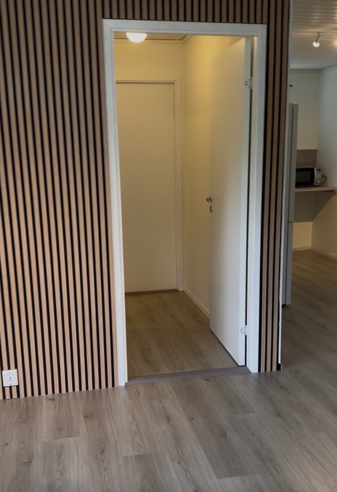 Fra stue mot mellomgang