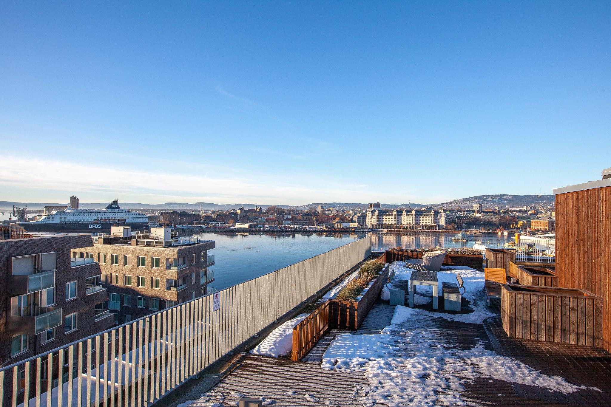 Felles takterrasse med flott utsikt