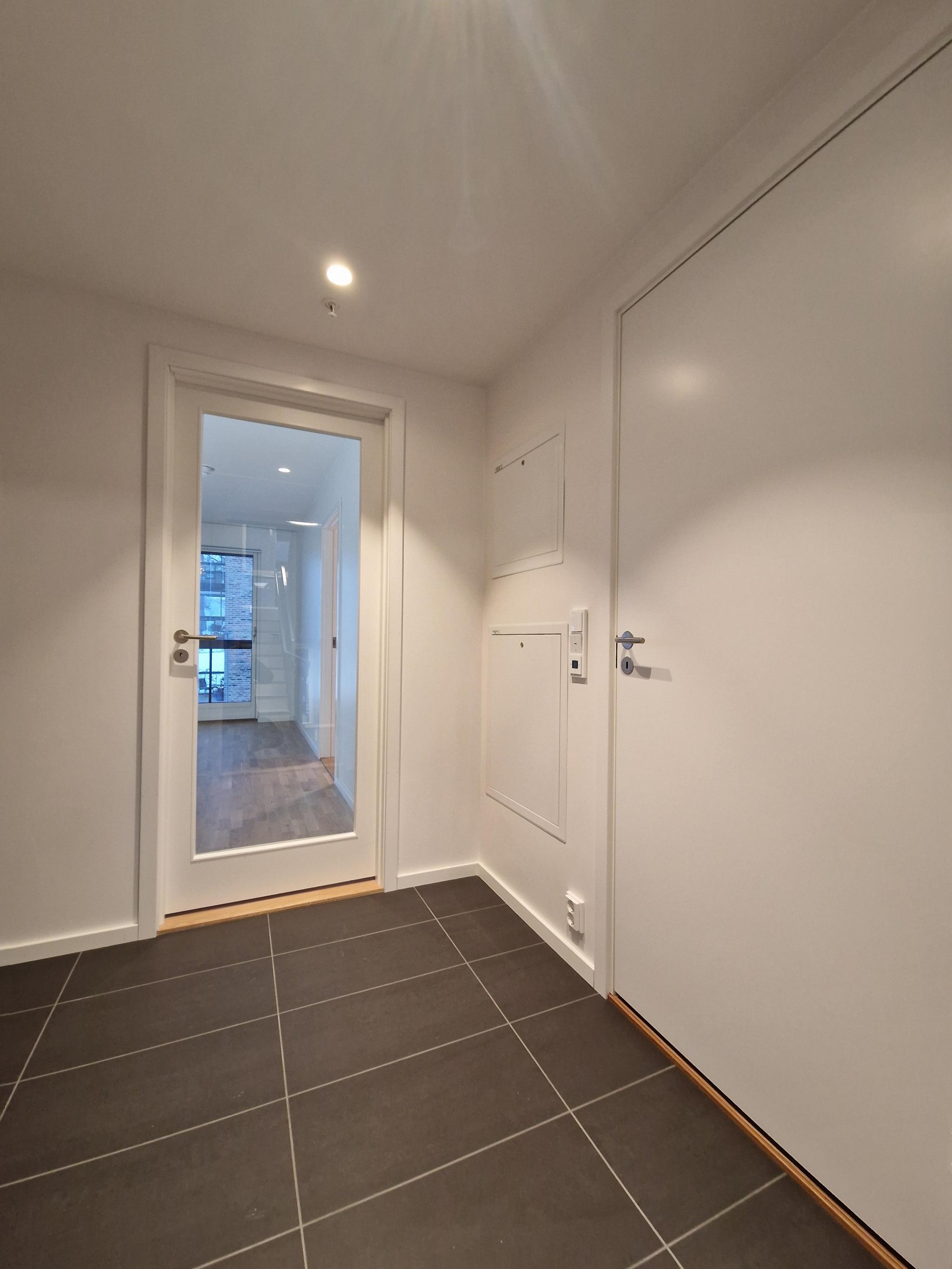 Glassdør inn til stue for mest mulig lys