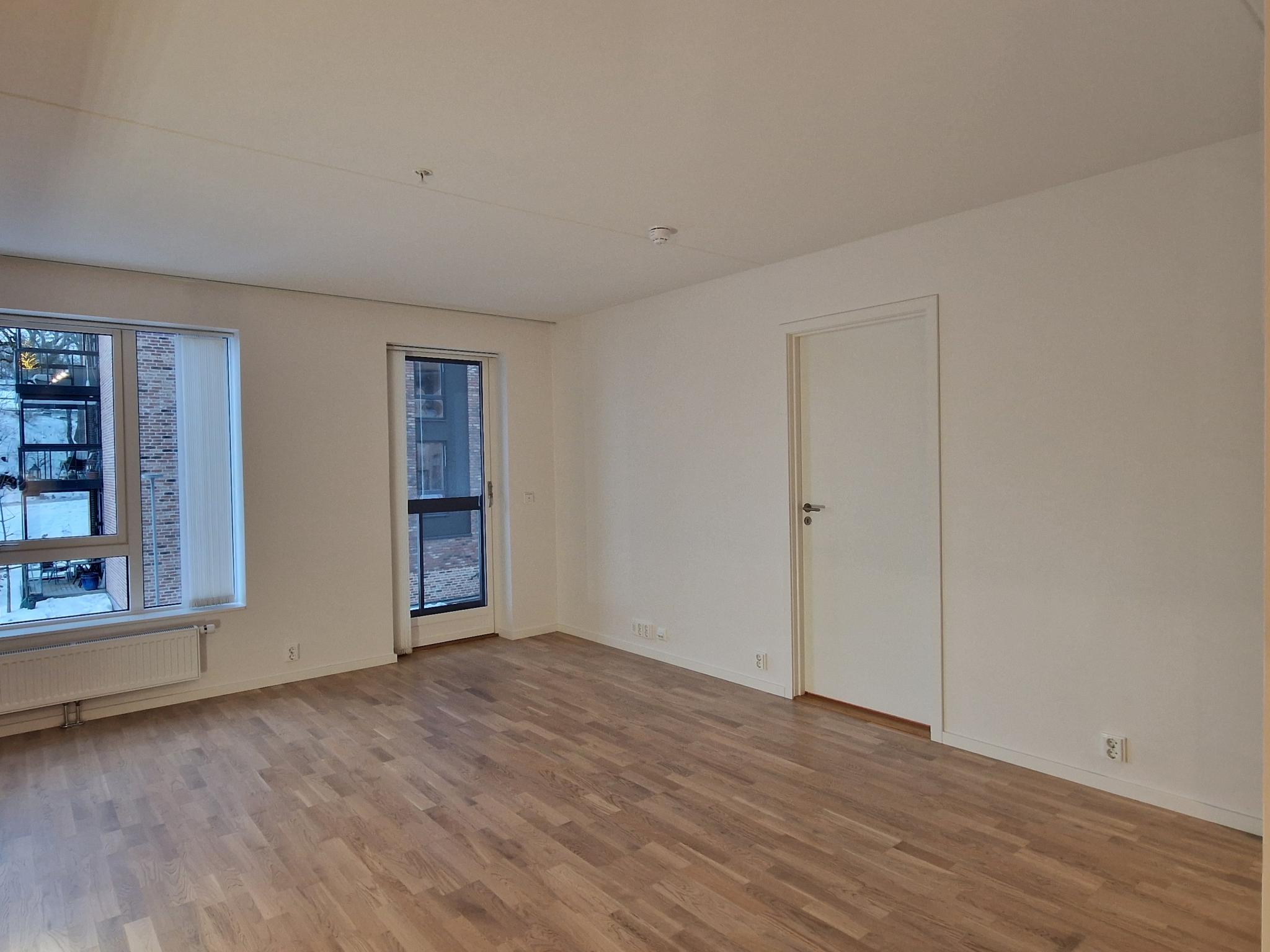 Stue med utgang til balkong