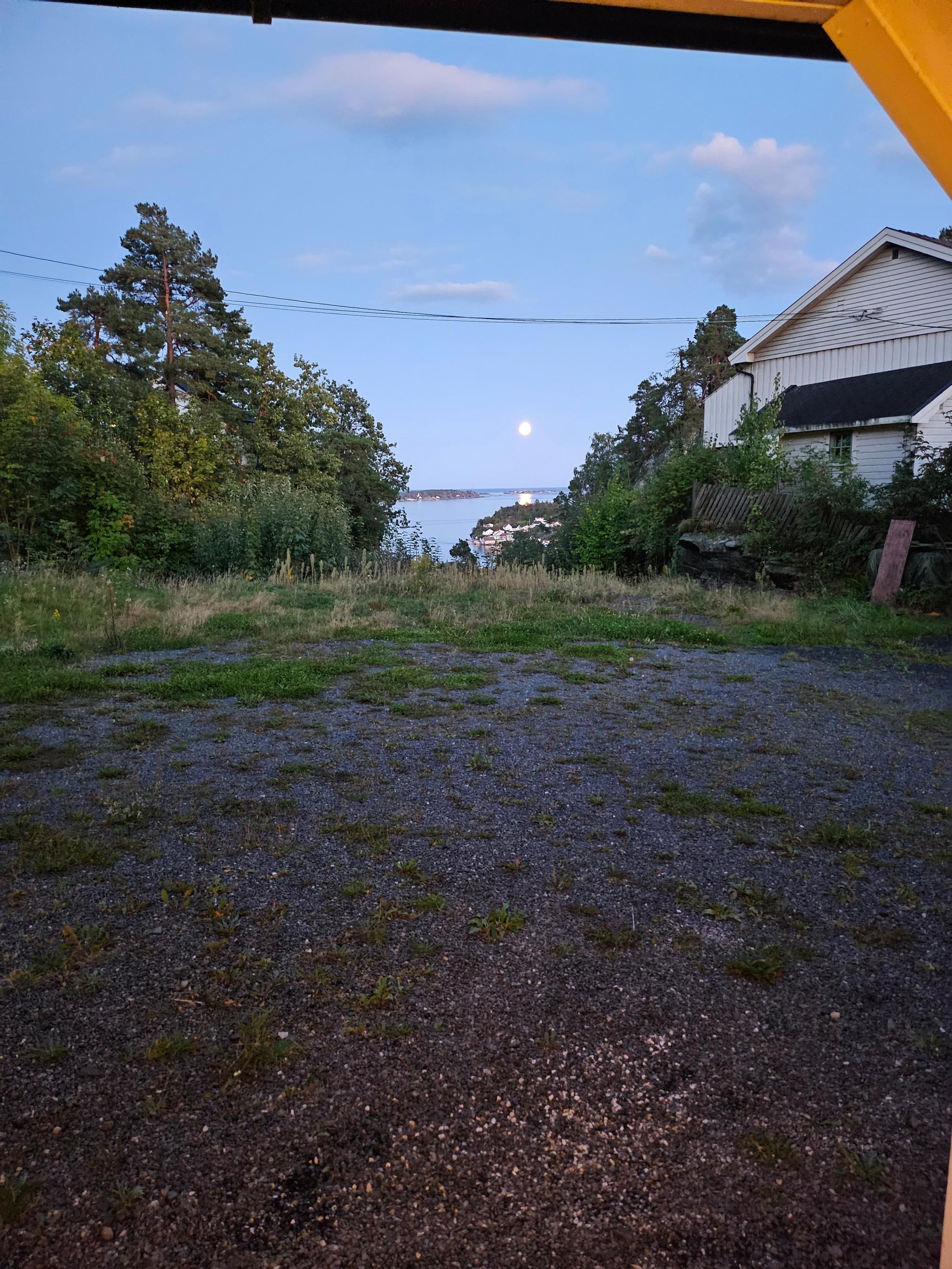 Fin utsikt imot tallakshavn og sentrum 
