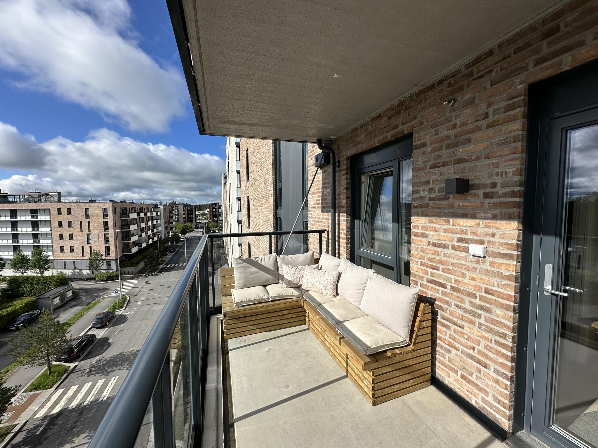 Utemøblement kan bli stående om ønskelig