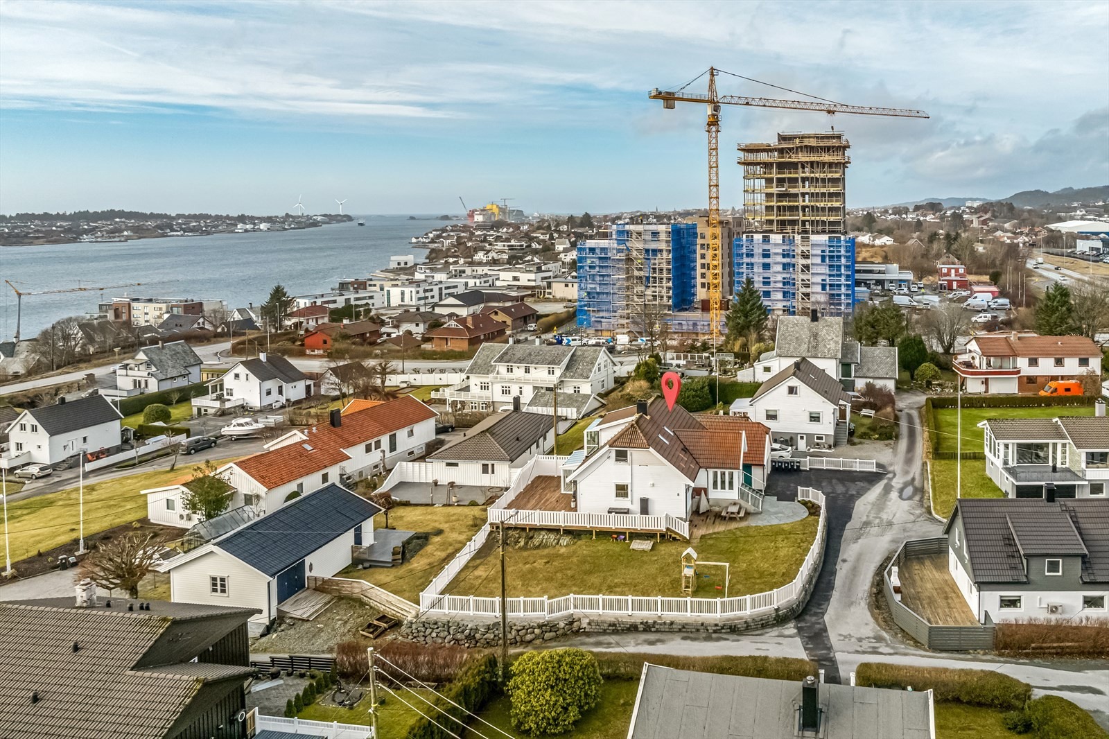 Sentral beliggenhet i rolig og barnevennlig nabolag