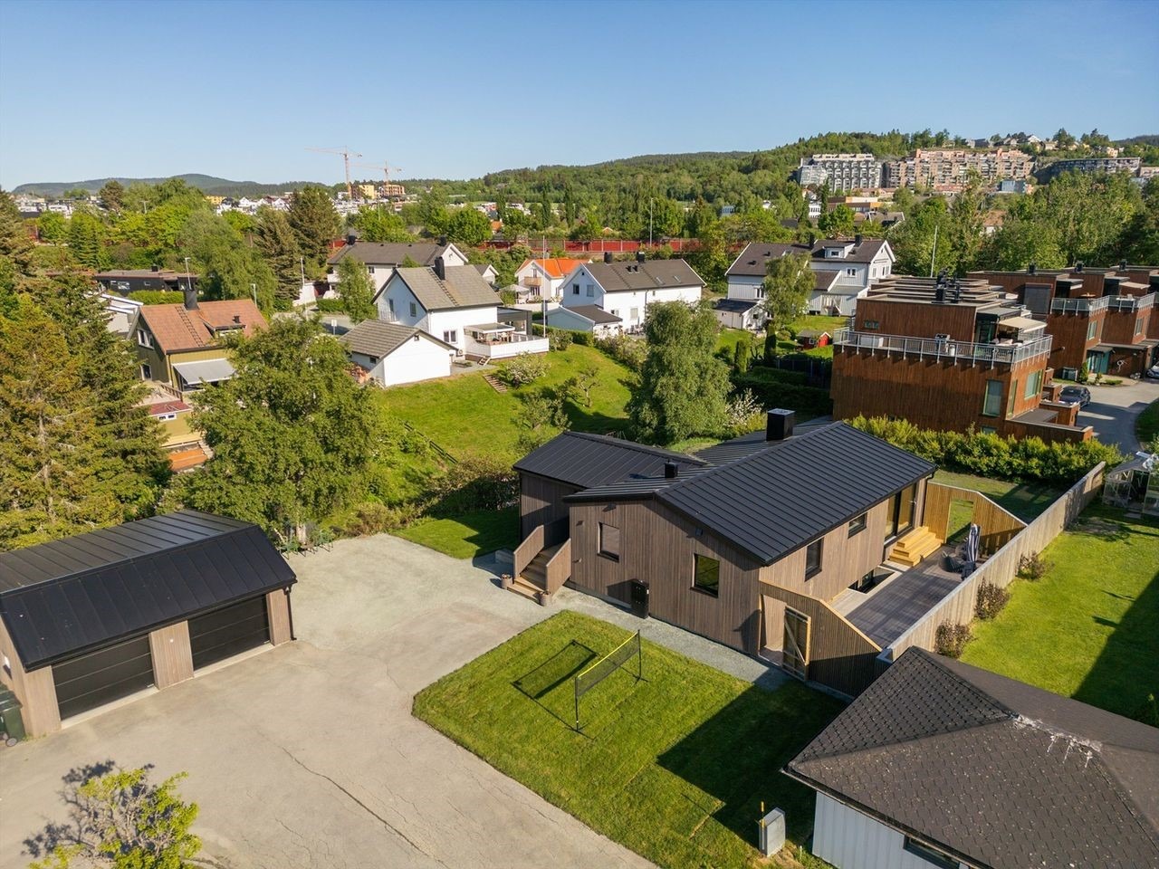 Oversiktsbilde over huset 