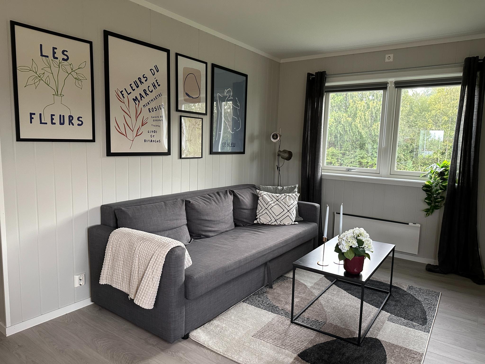 Stue. Sofa medfølger ikke