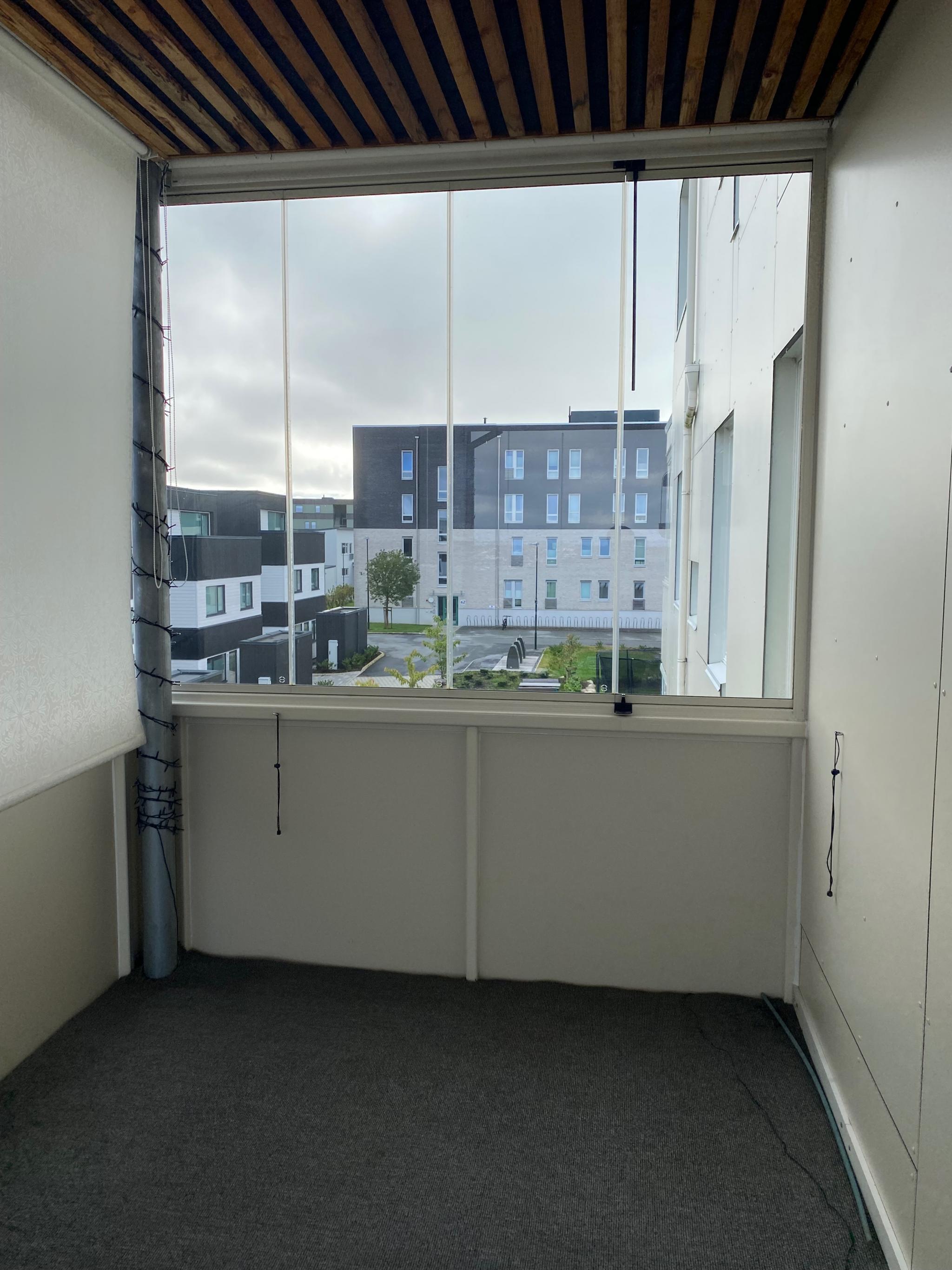 Terrasse mot sørvest.