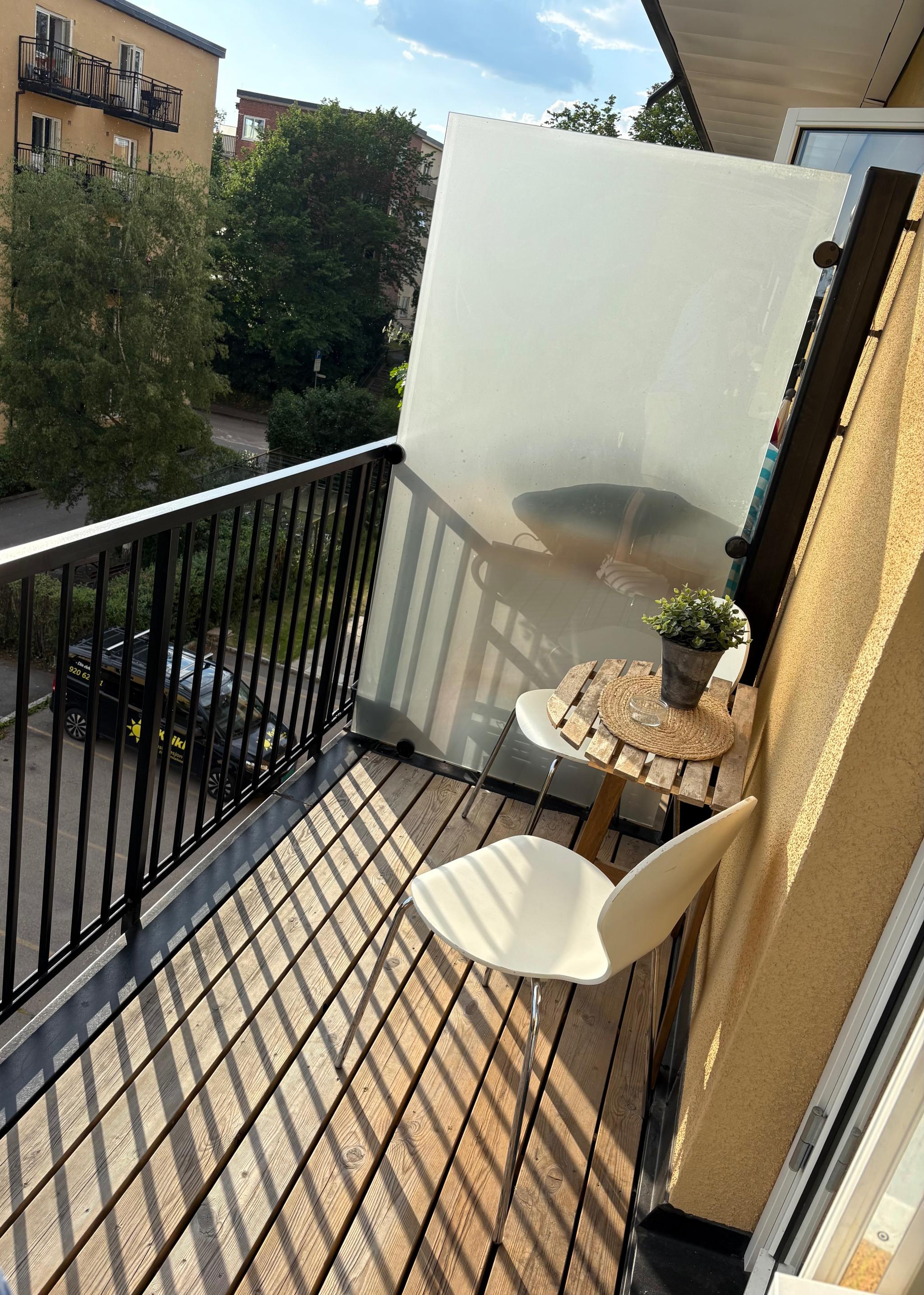 Plass til møbler på balkong