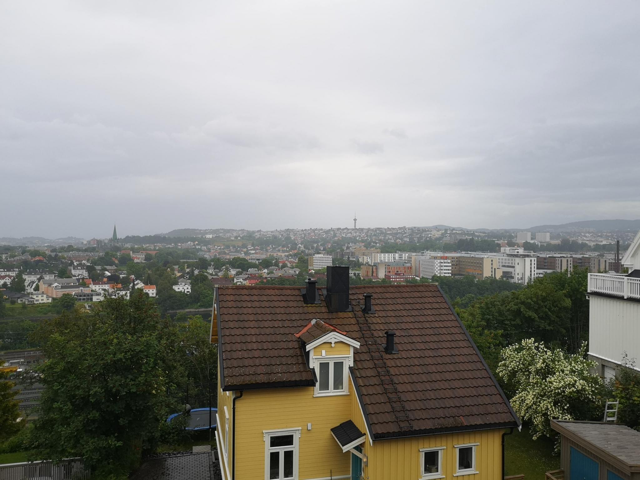 Utsikt fra kjøkken.