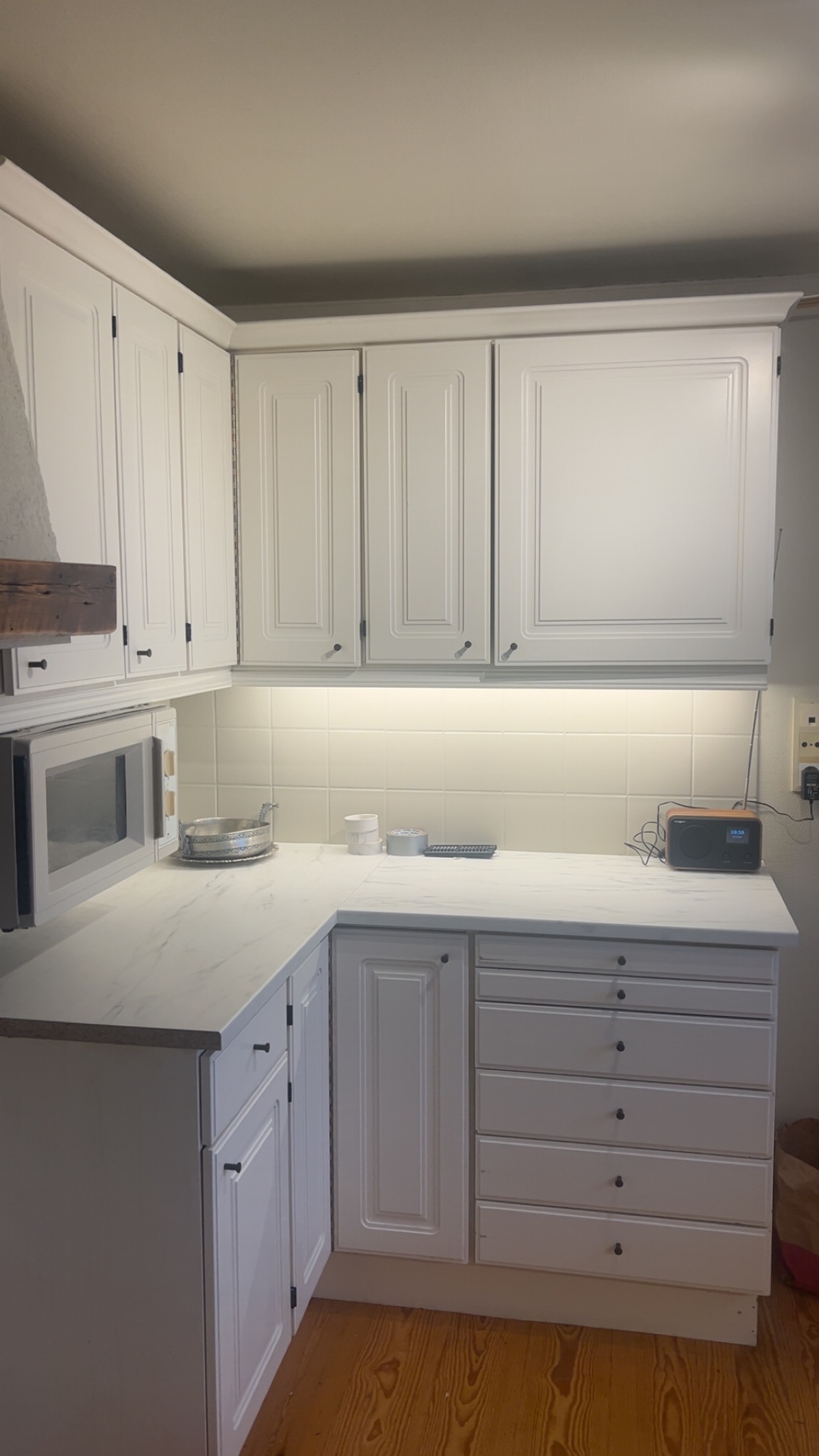 Godt med benkeplass og rom til spisebord