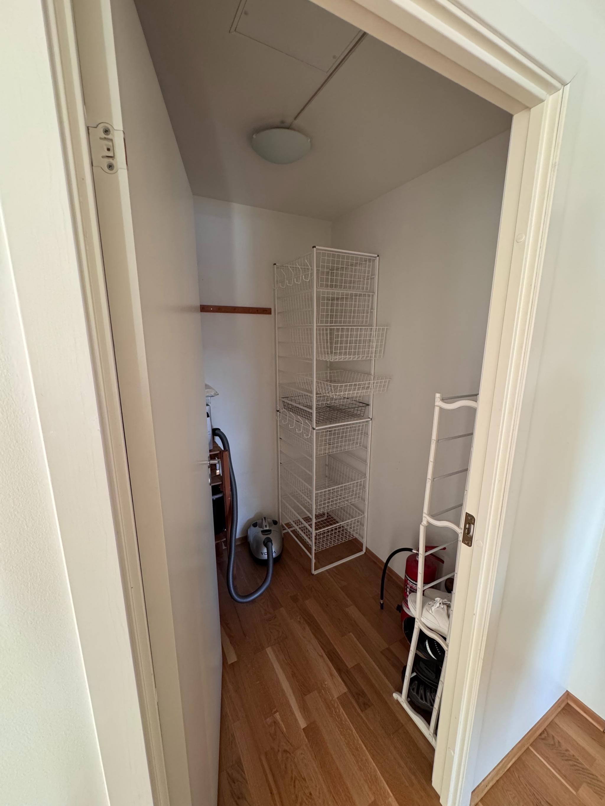 Innvendig bod med avtrekk