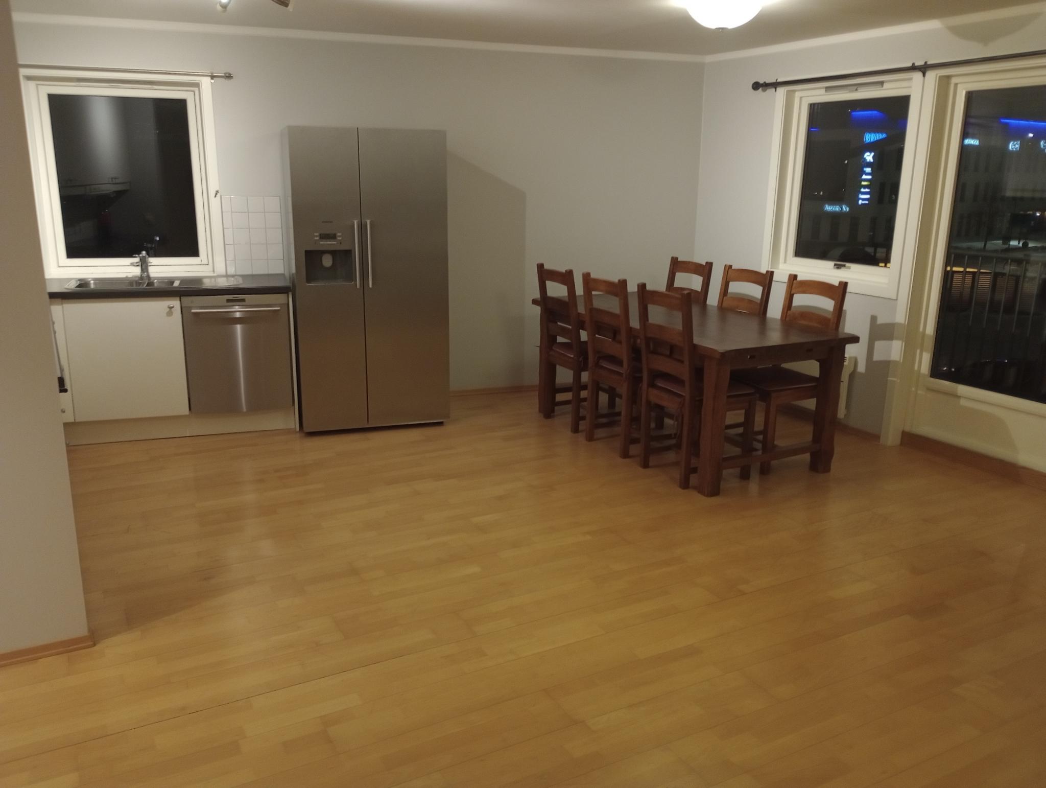 Kjøkken og spiseplass