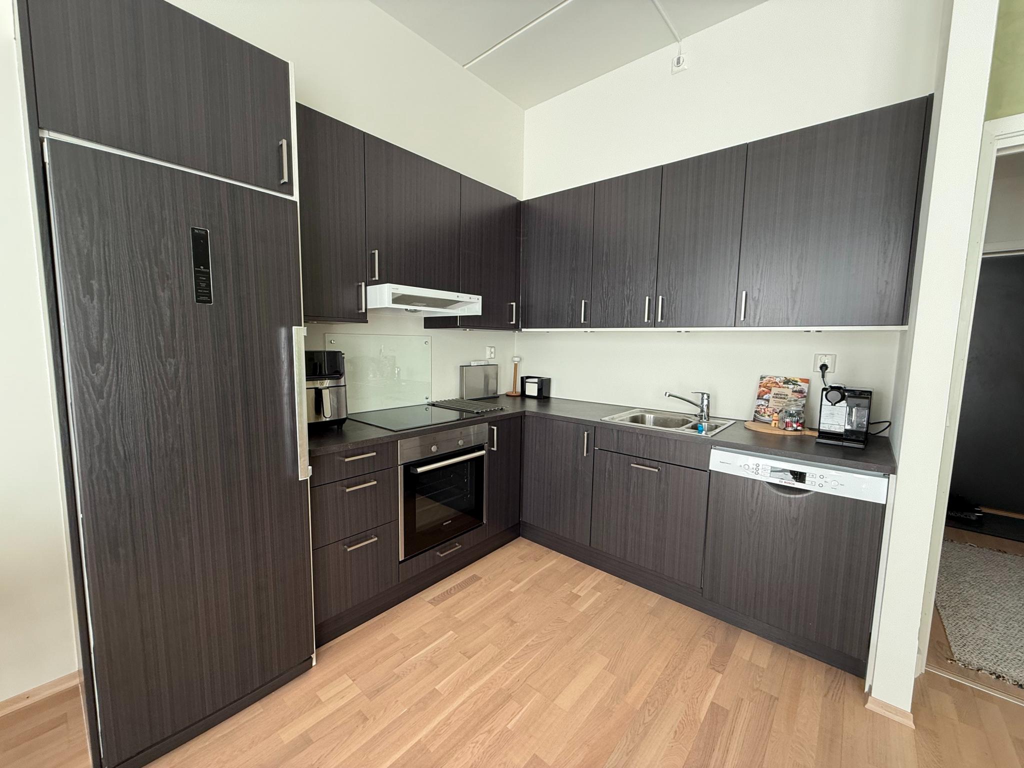 Hvitevarer til kjøkken er inkludert i leien