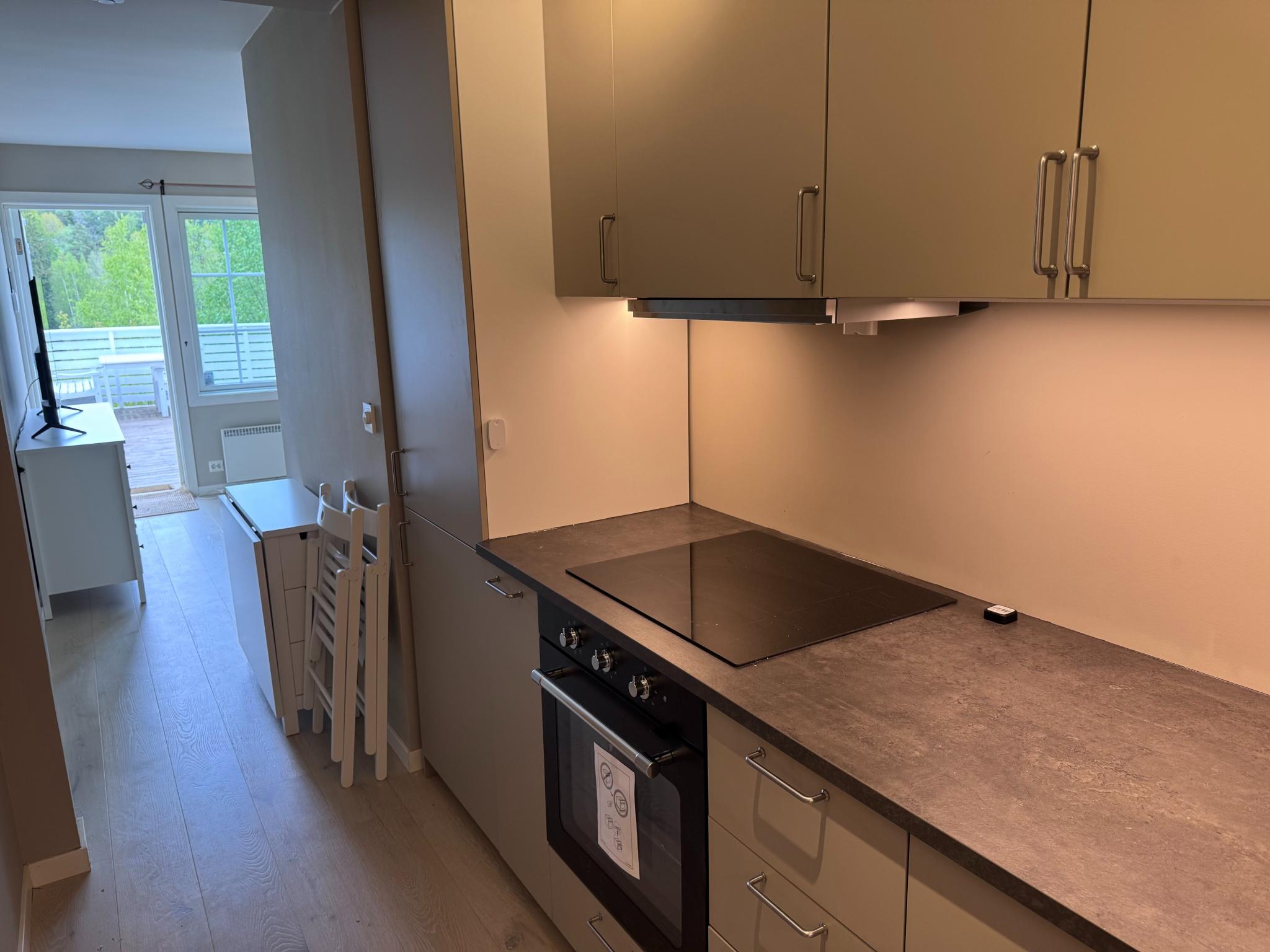 Kjøkkenet sett innenfra.