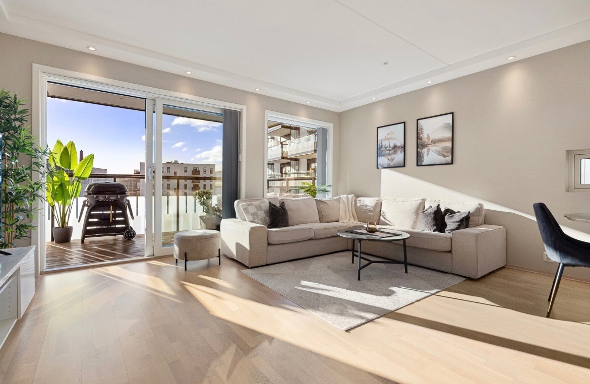 Feng Utleie har gleden av å presentere Lørenveien 61