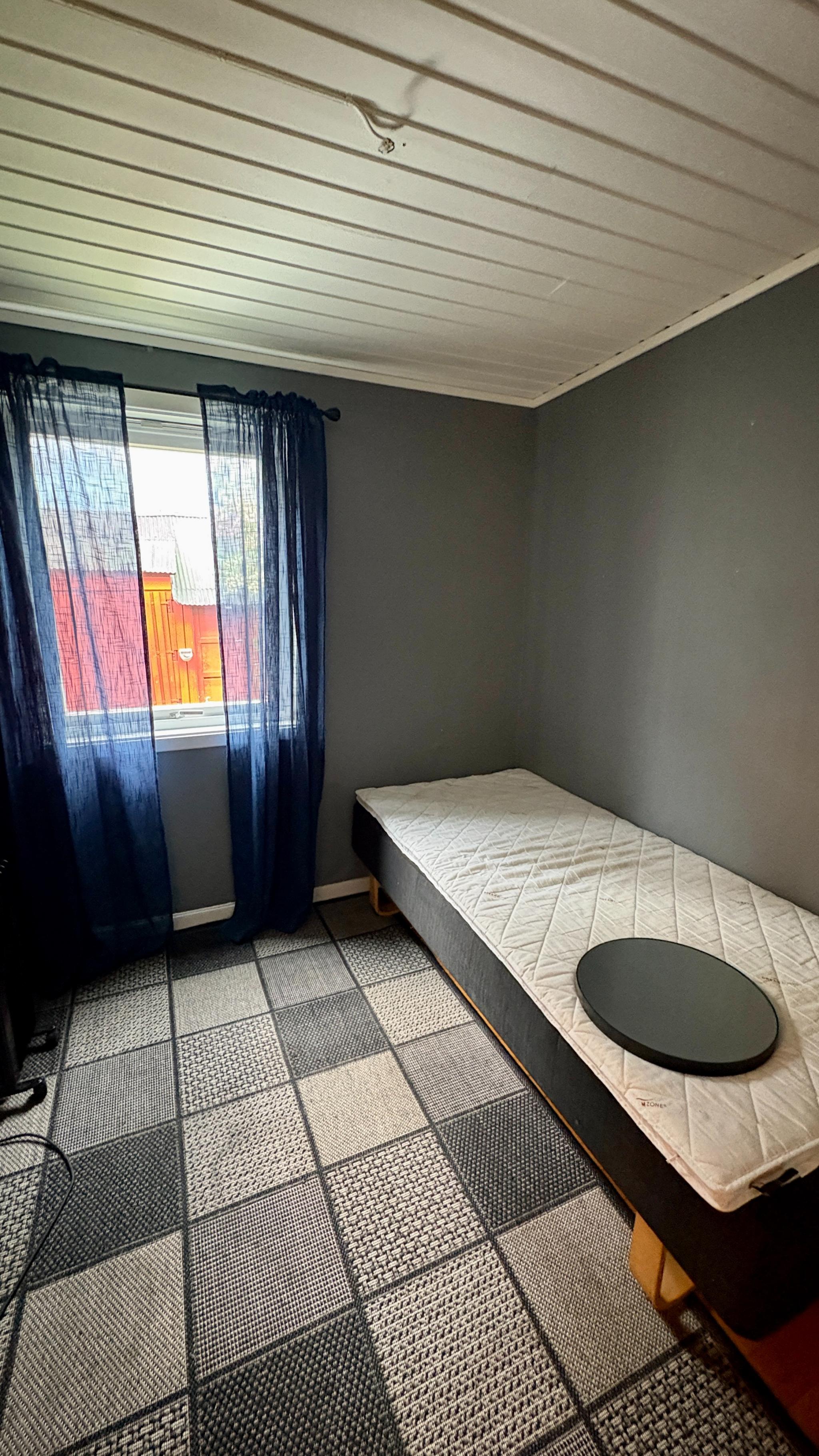 Soverom 2, enkeltseng