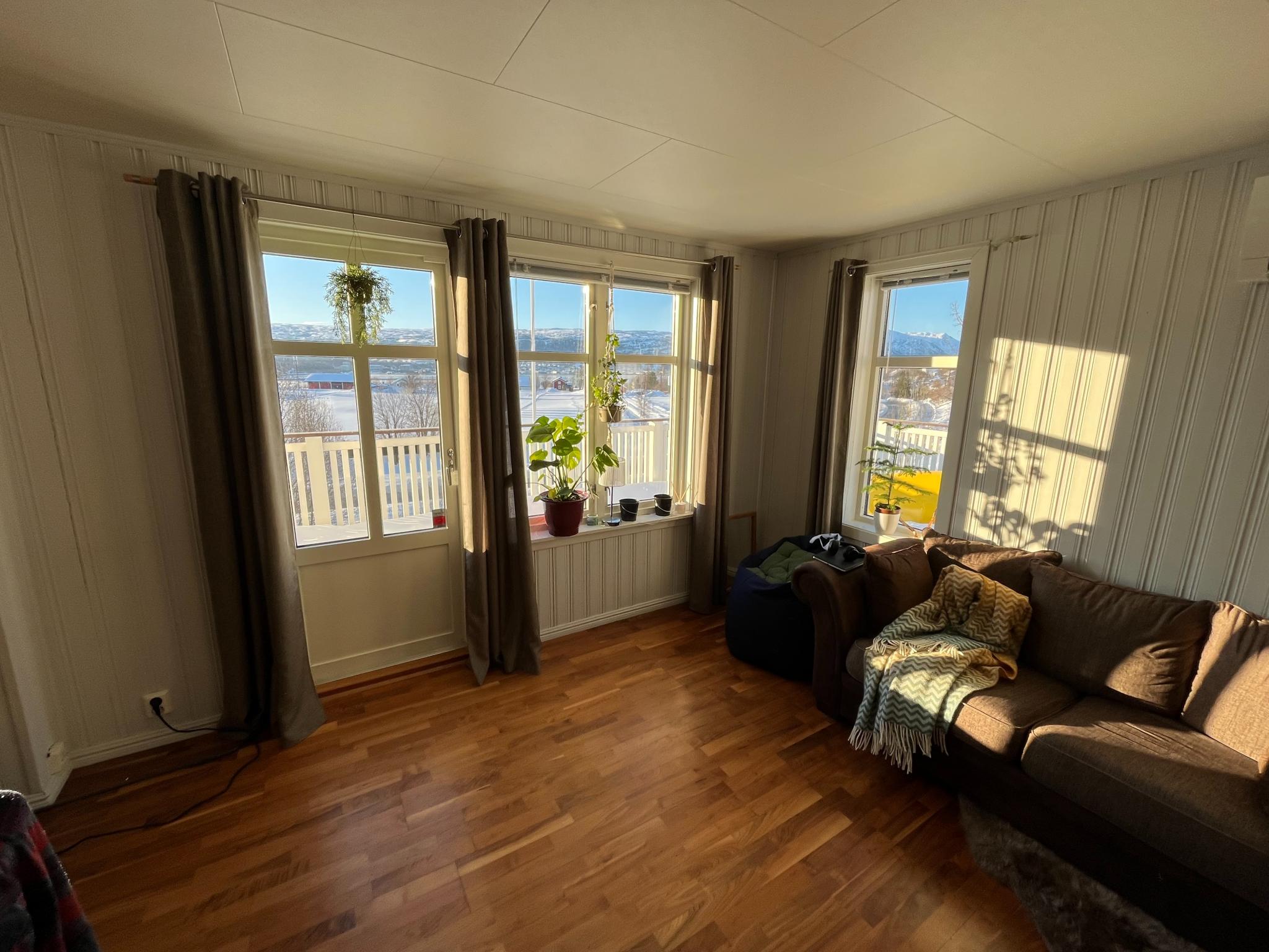 Stue - utgang til terasse