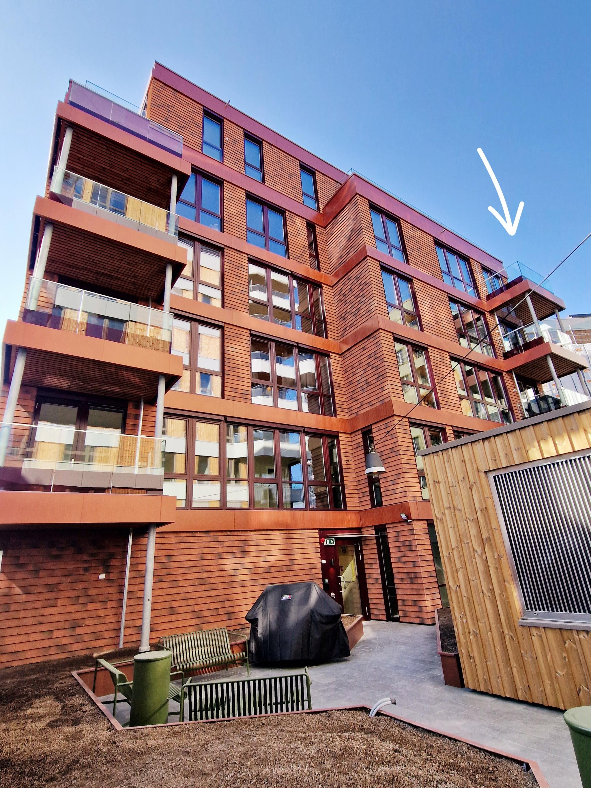 Leiligheten sett fra takhagen i 6. etg