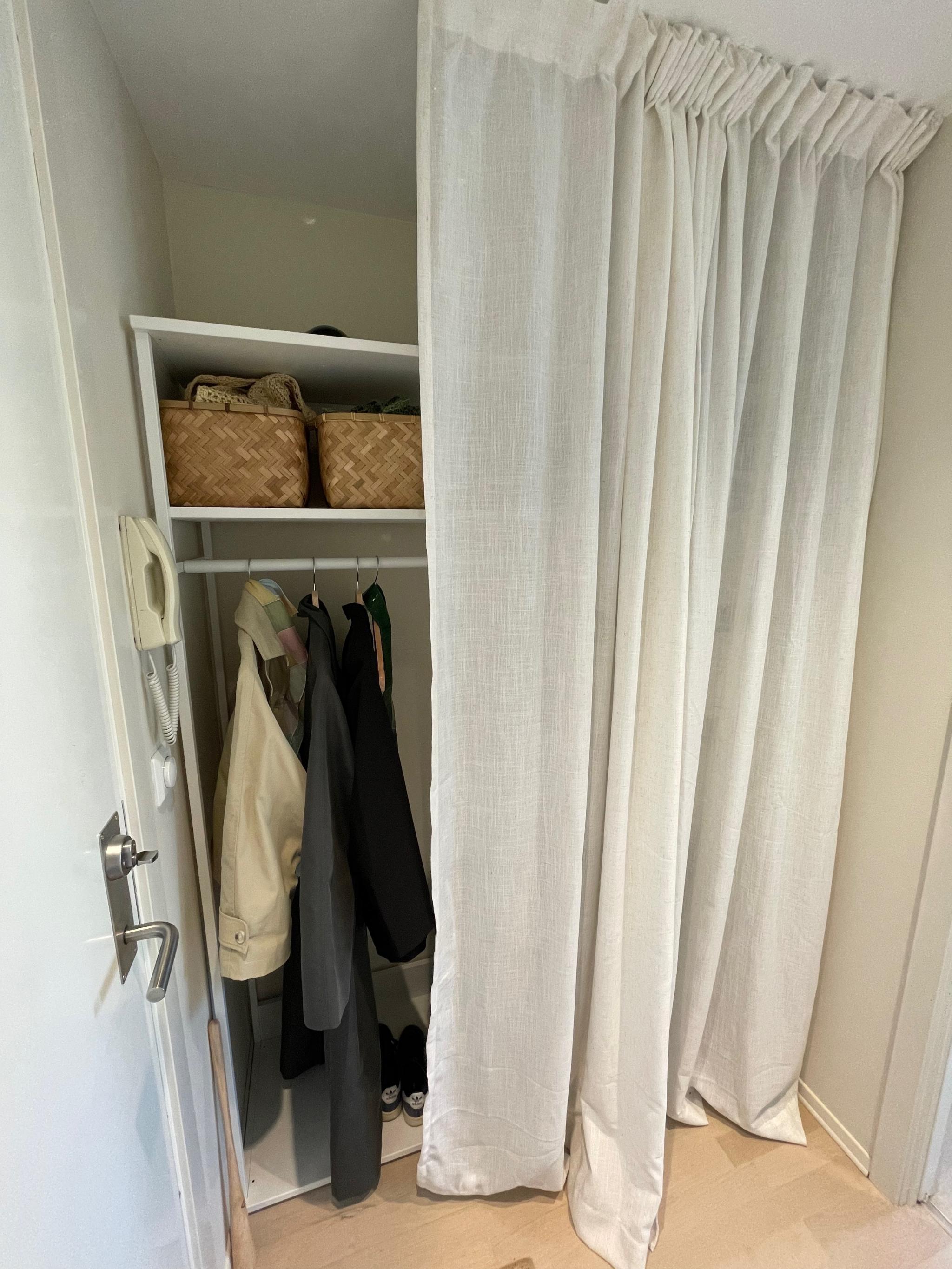 Praktisk oppbevaring i entré