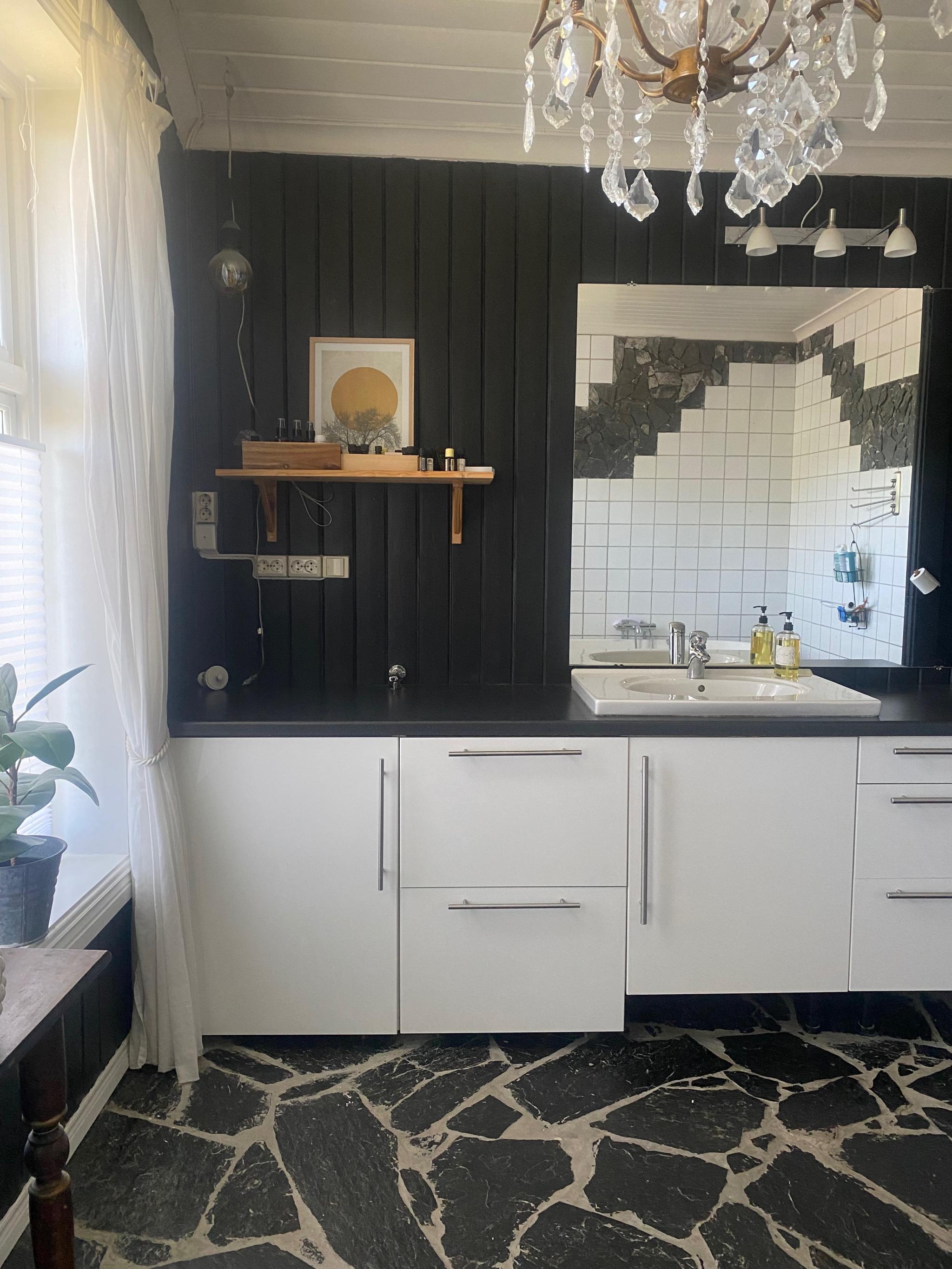 God skapplass på badet.