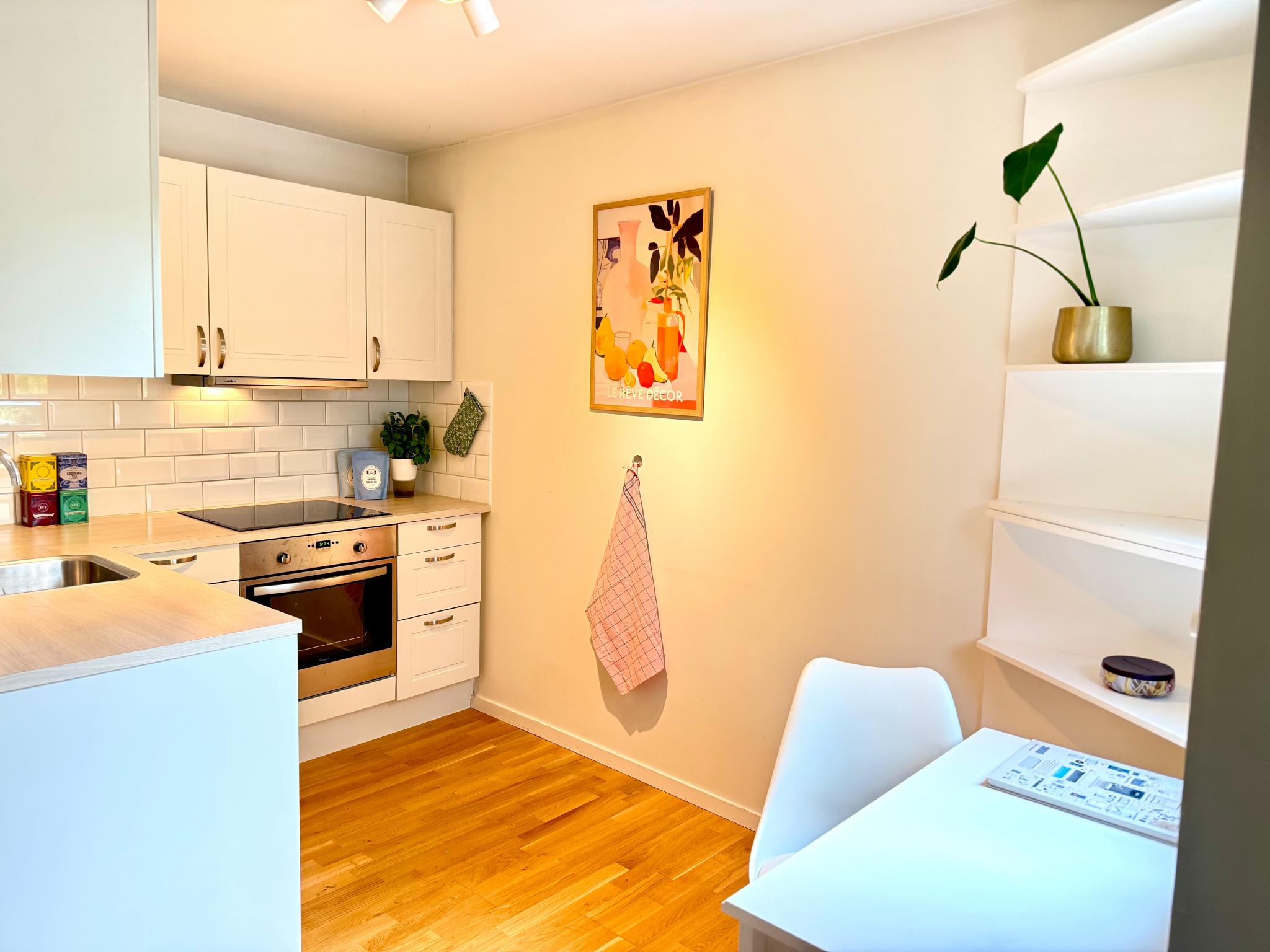 Godt med hyller og lagring