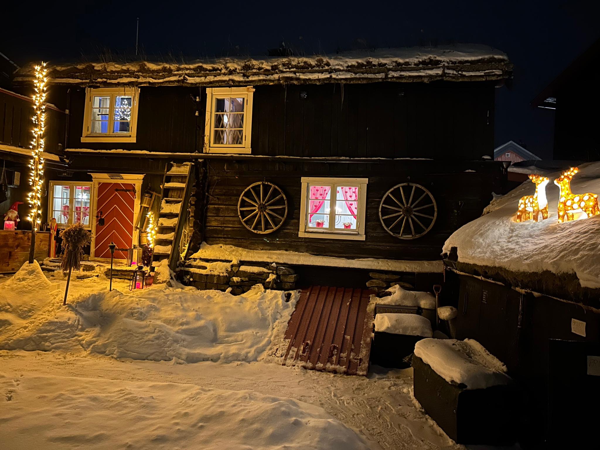 Utleie: Leilighet/Lite hus 2etg.